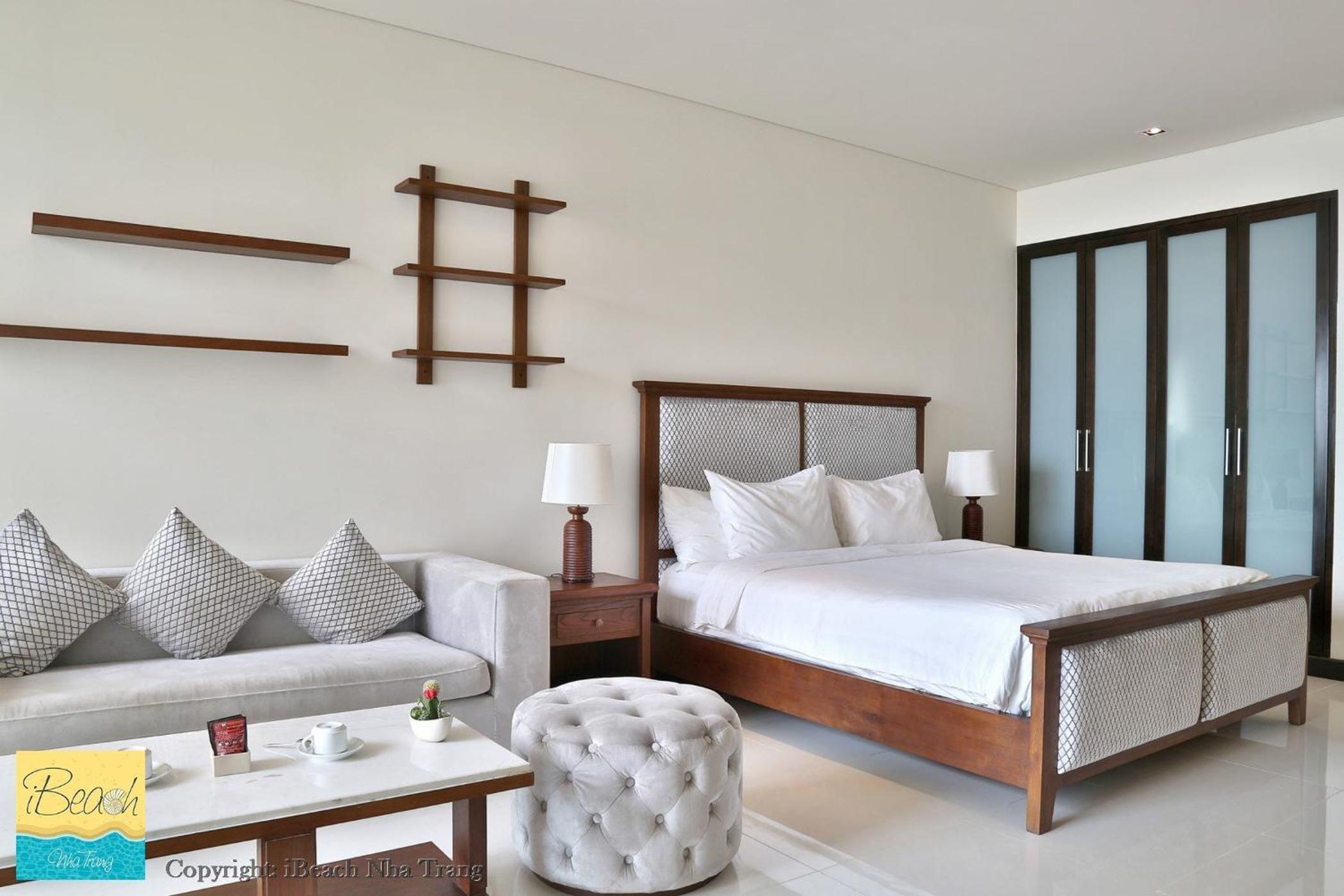 Rozy Apartment in City Center with Sea View view 4