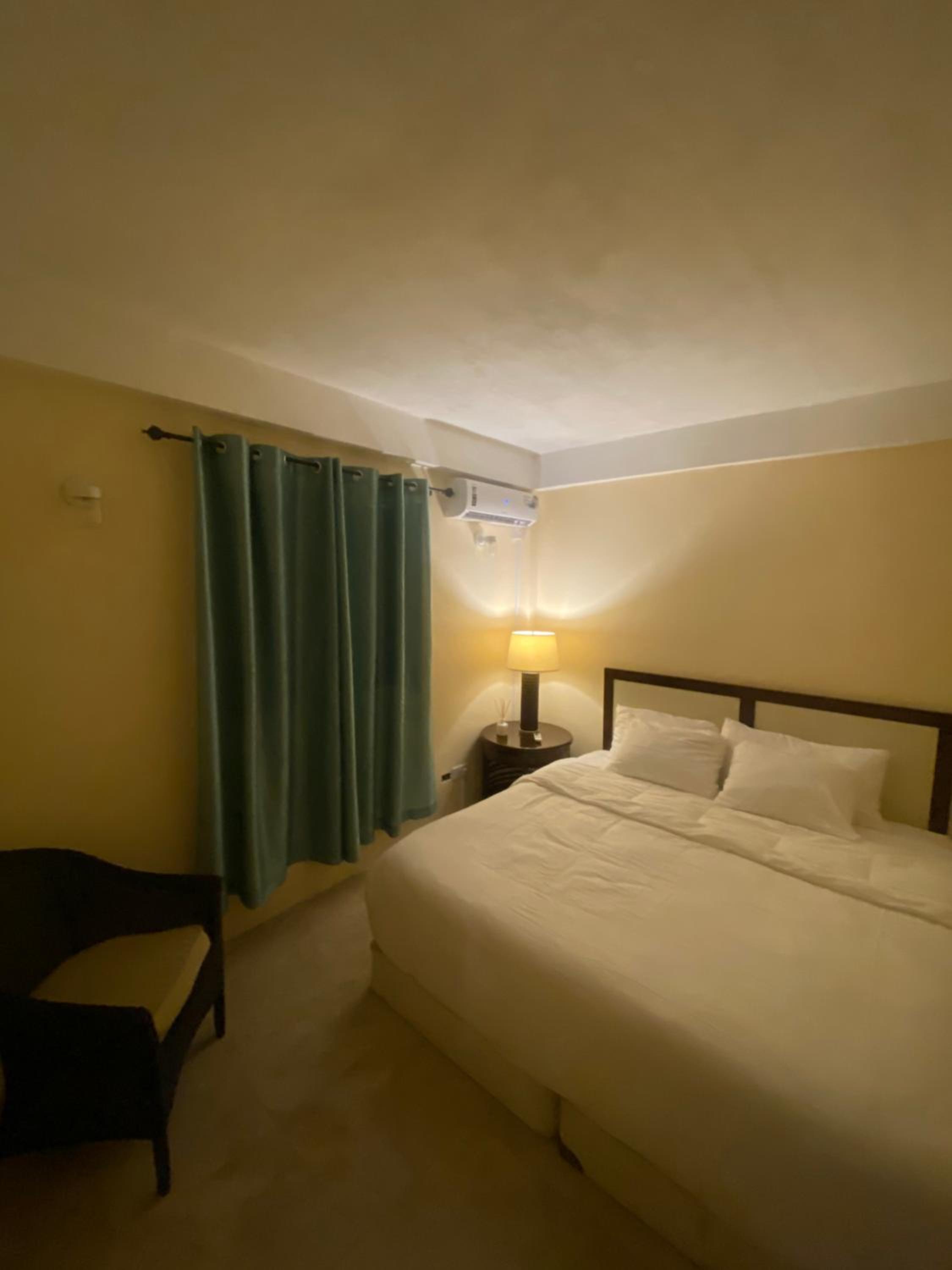Palm Grove Apartment