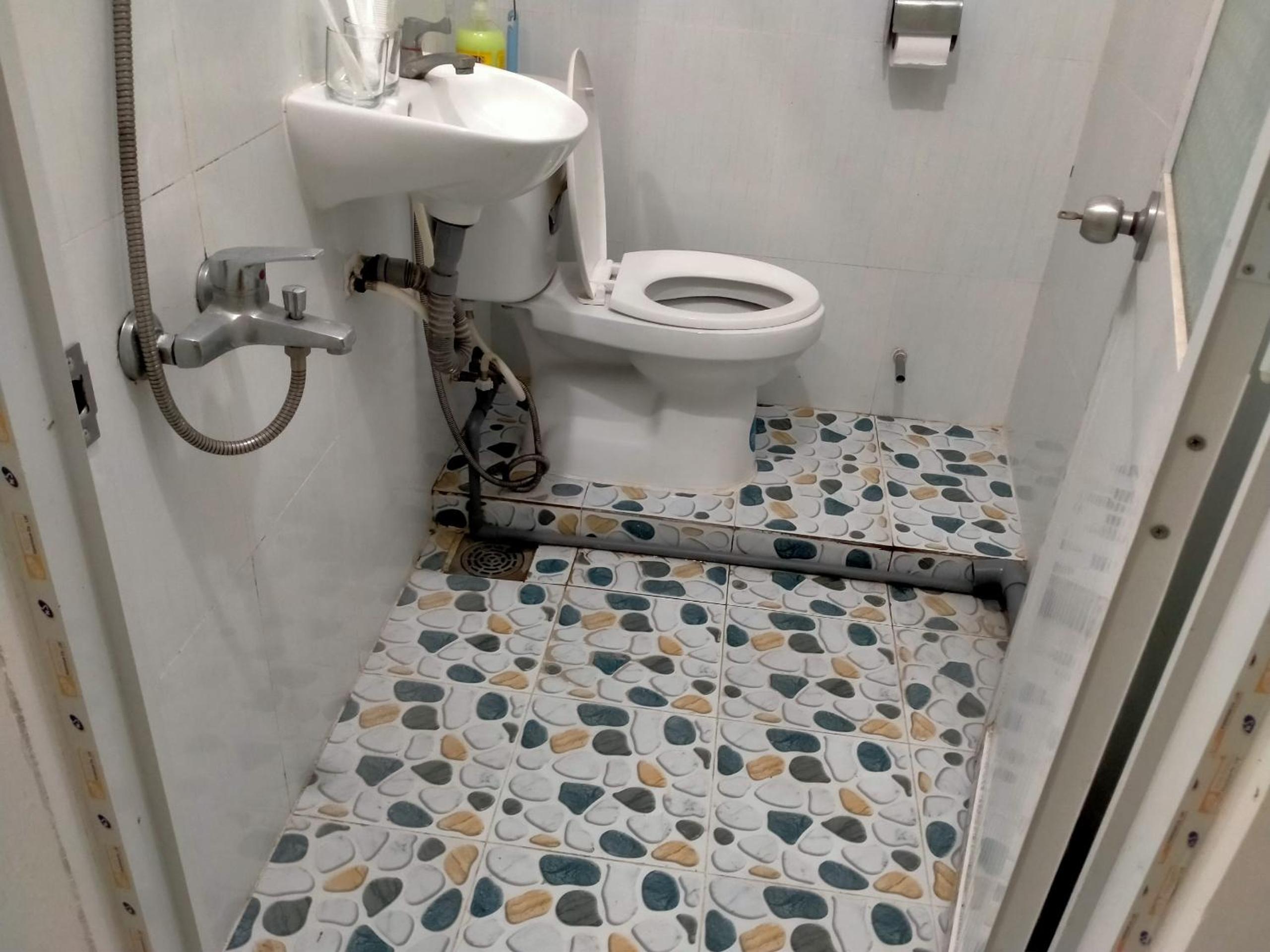 Traveler’s choice room in Vietnam 1