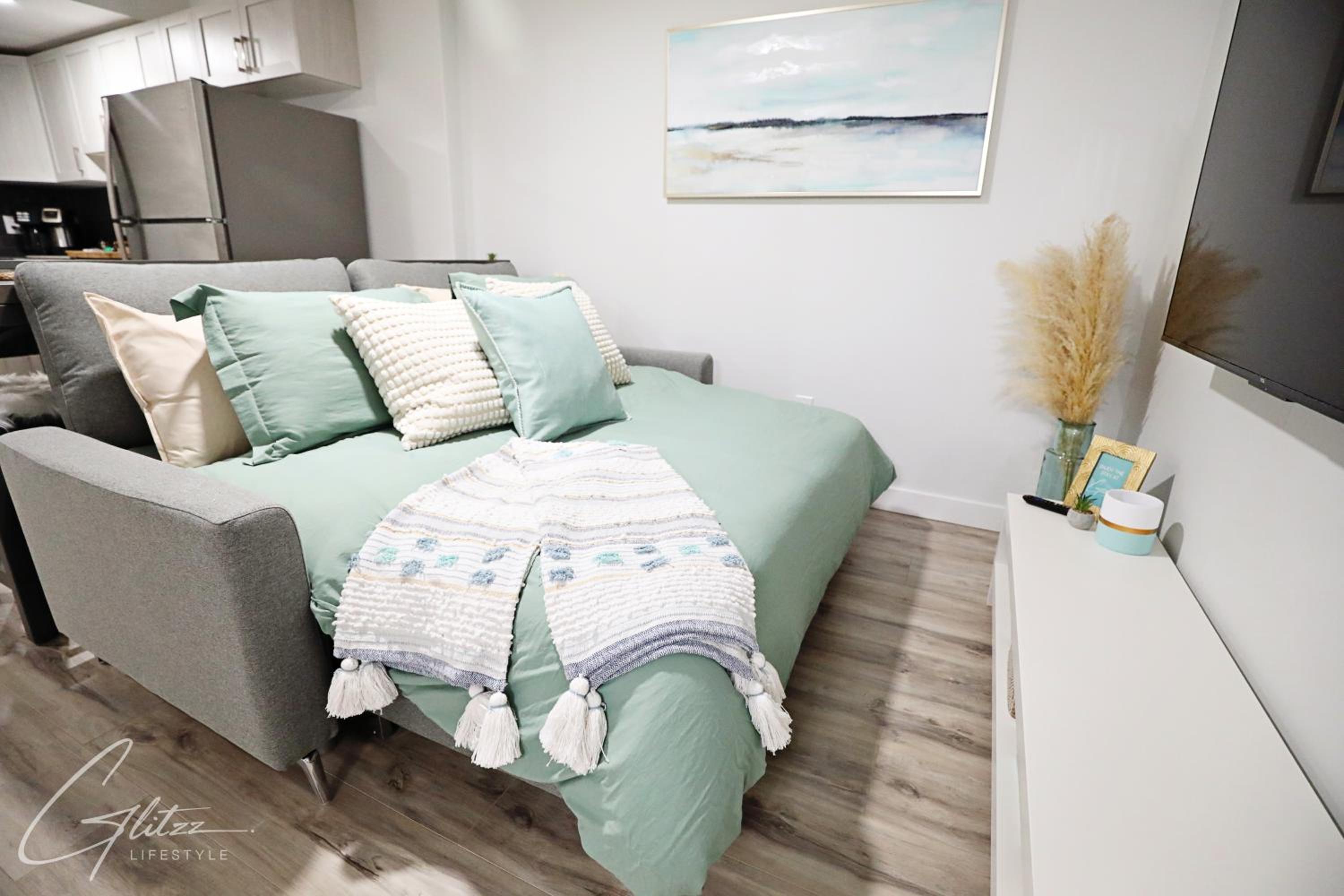 Stylish Suite With King Bed,Long Stays,Disney+,Airport