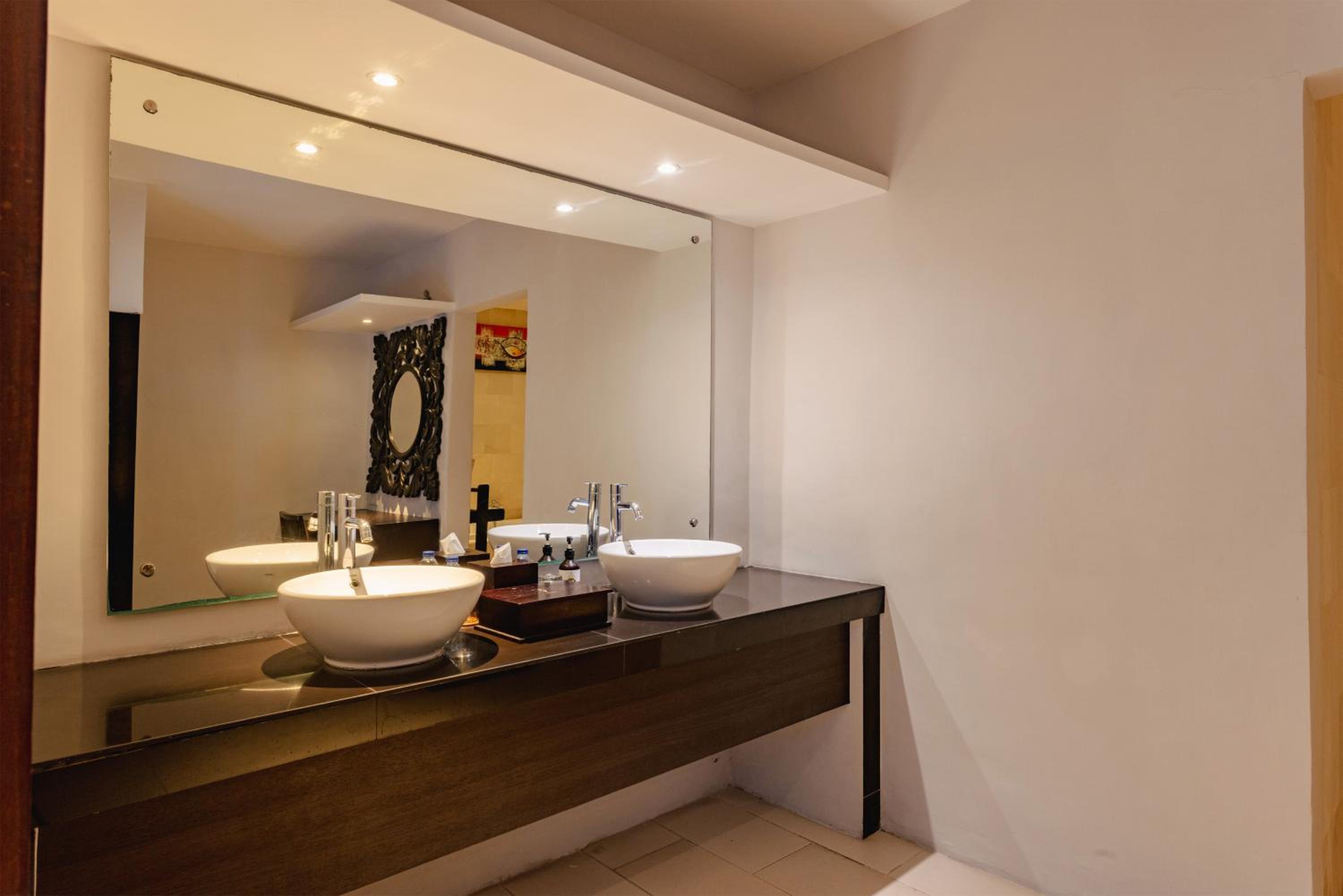 The Light Exclusive Villas and SPA