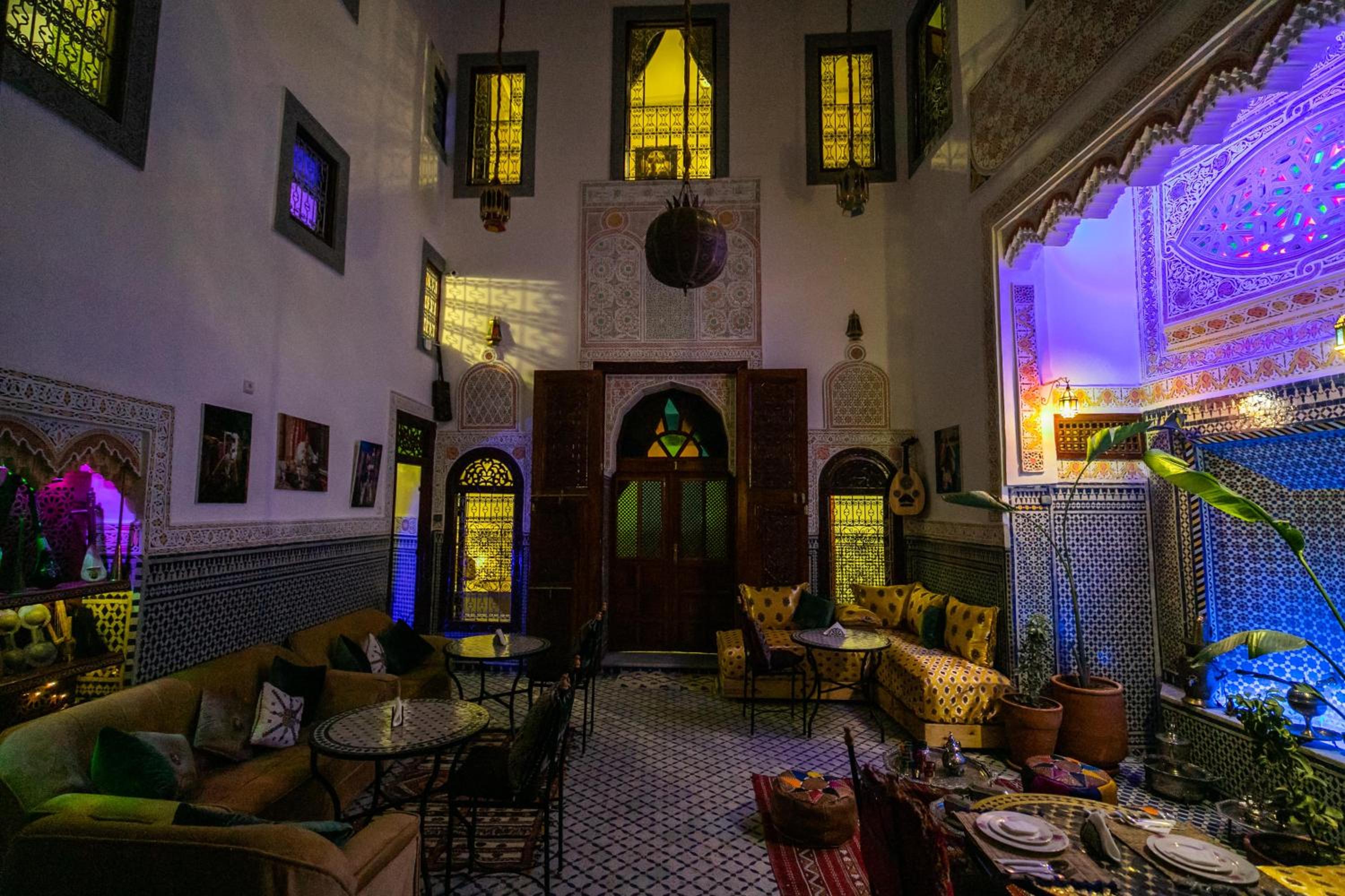 lounge