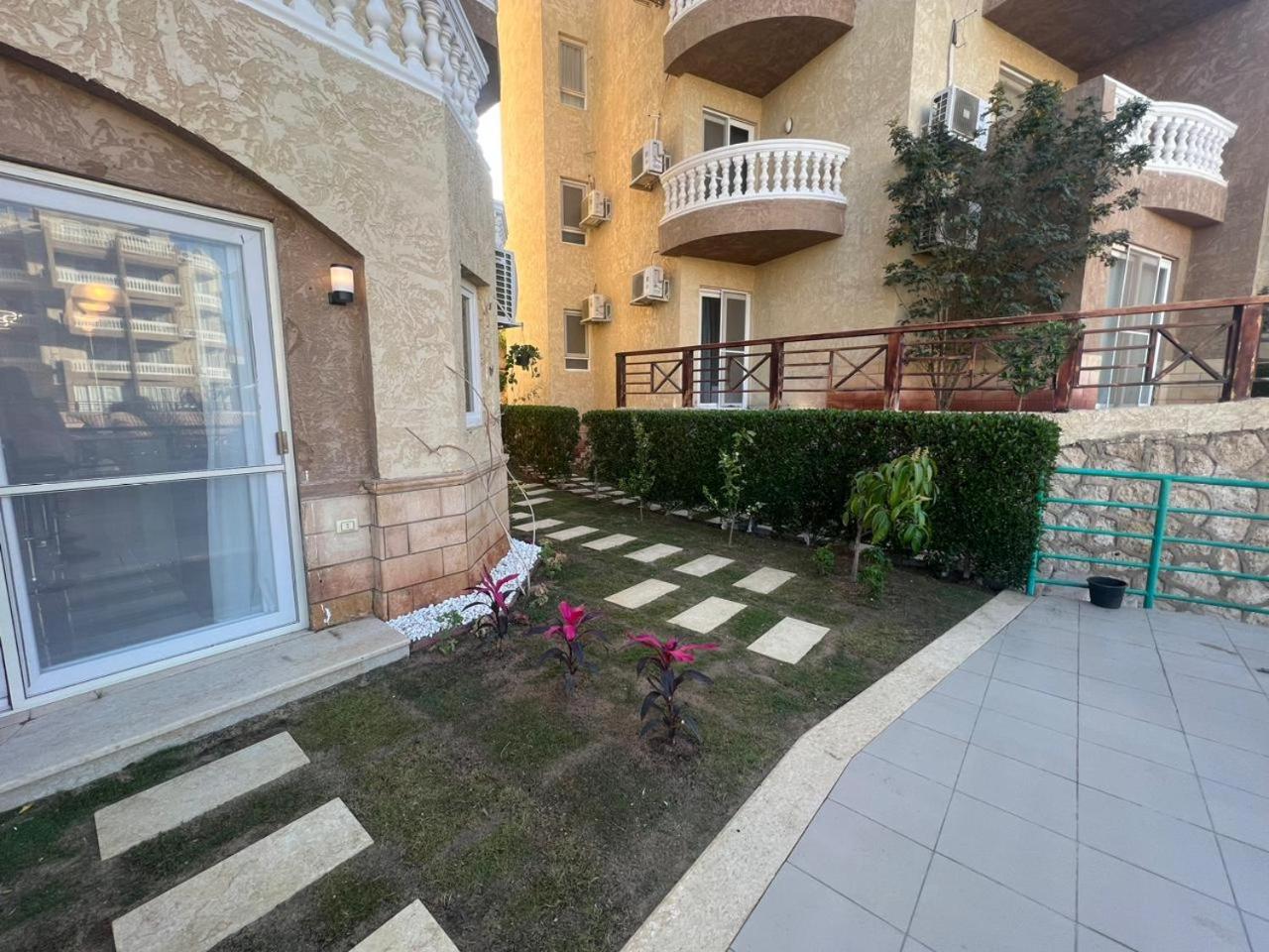 Deluxe apartment brand new