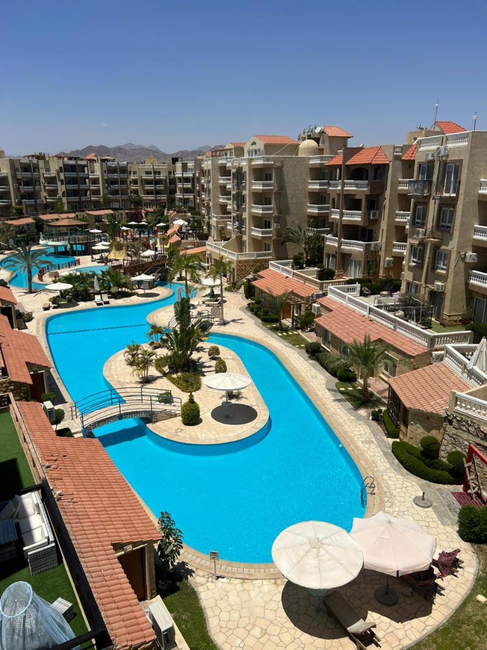 Deluxe apartment brand new