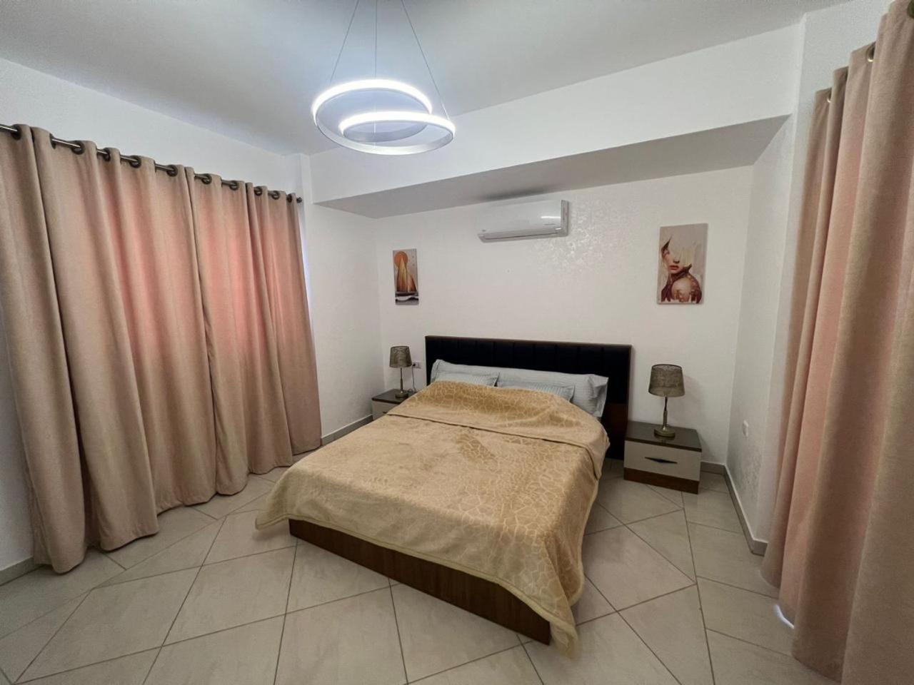 Deluxe apartment brand new