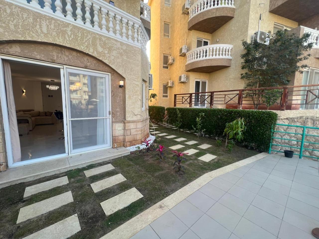 Deluxe apartment brand new