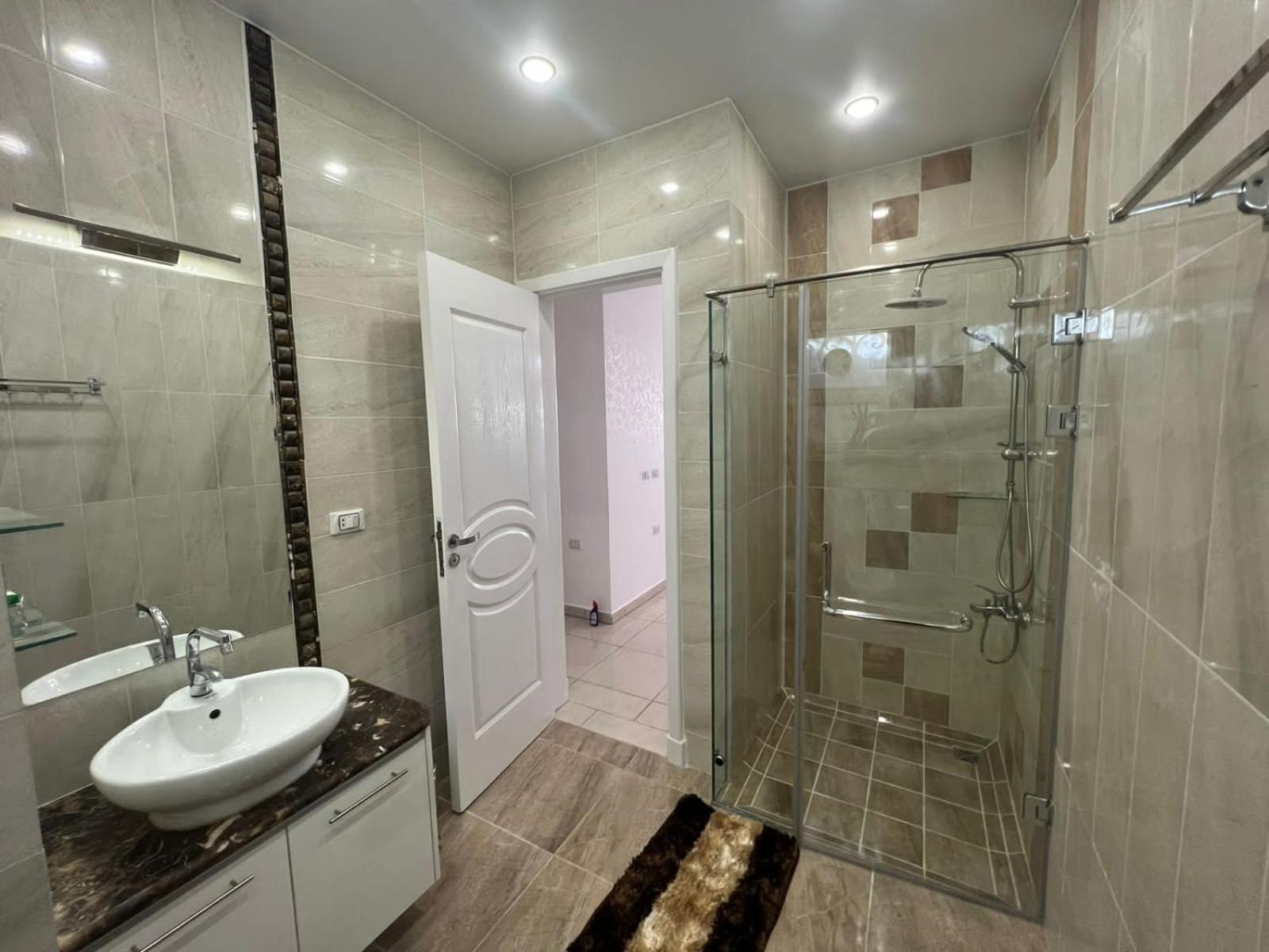 Deluxe apartment brand new