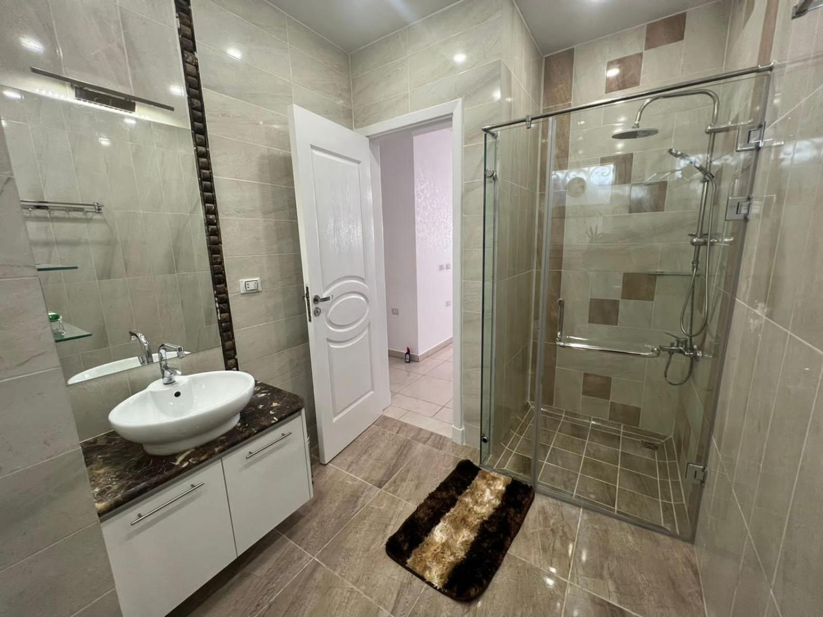 Deluxe apartment brand new