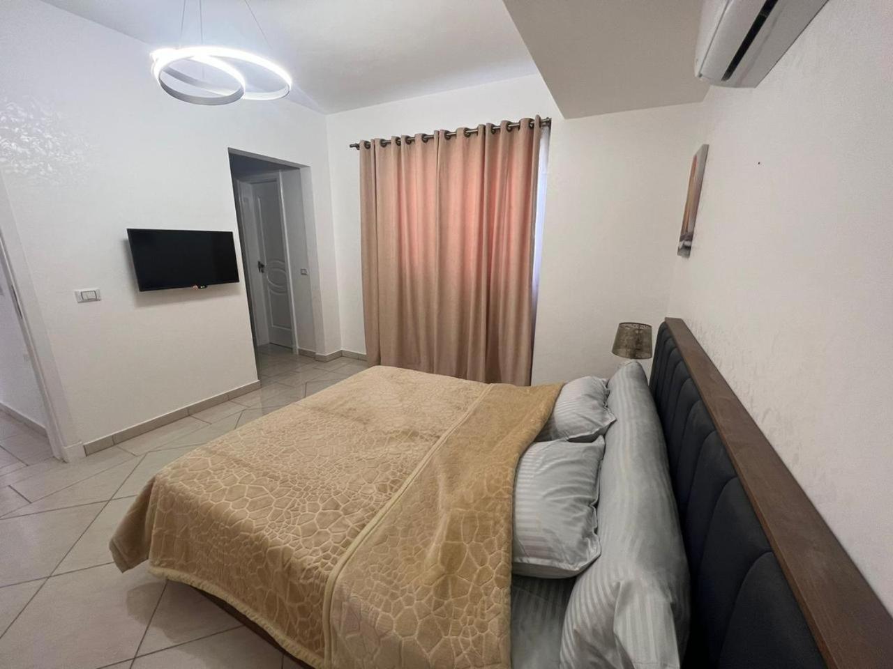 Deluxe apartment brand new