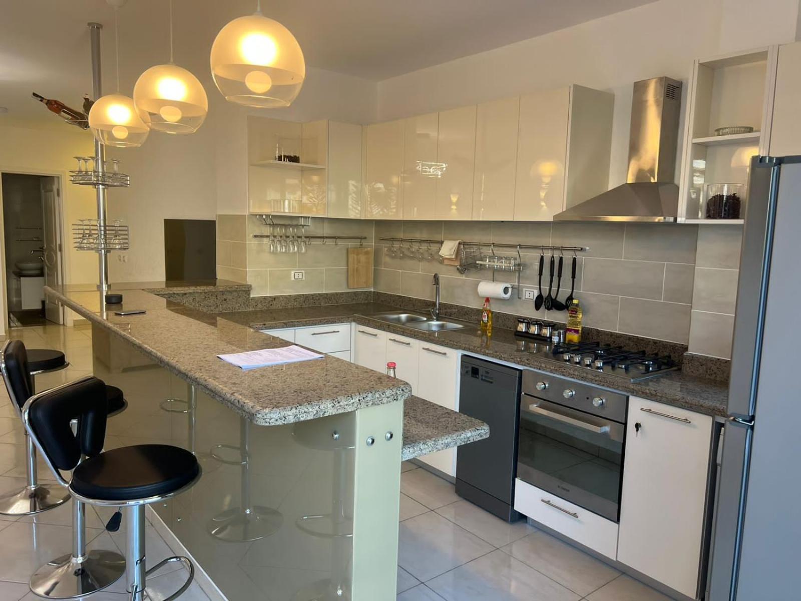 Deluxe apartment brand new