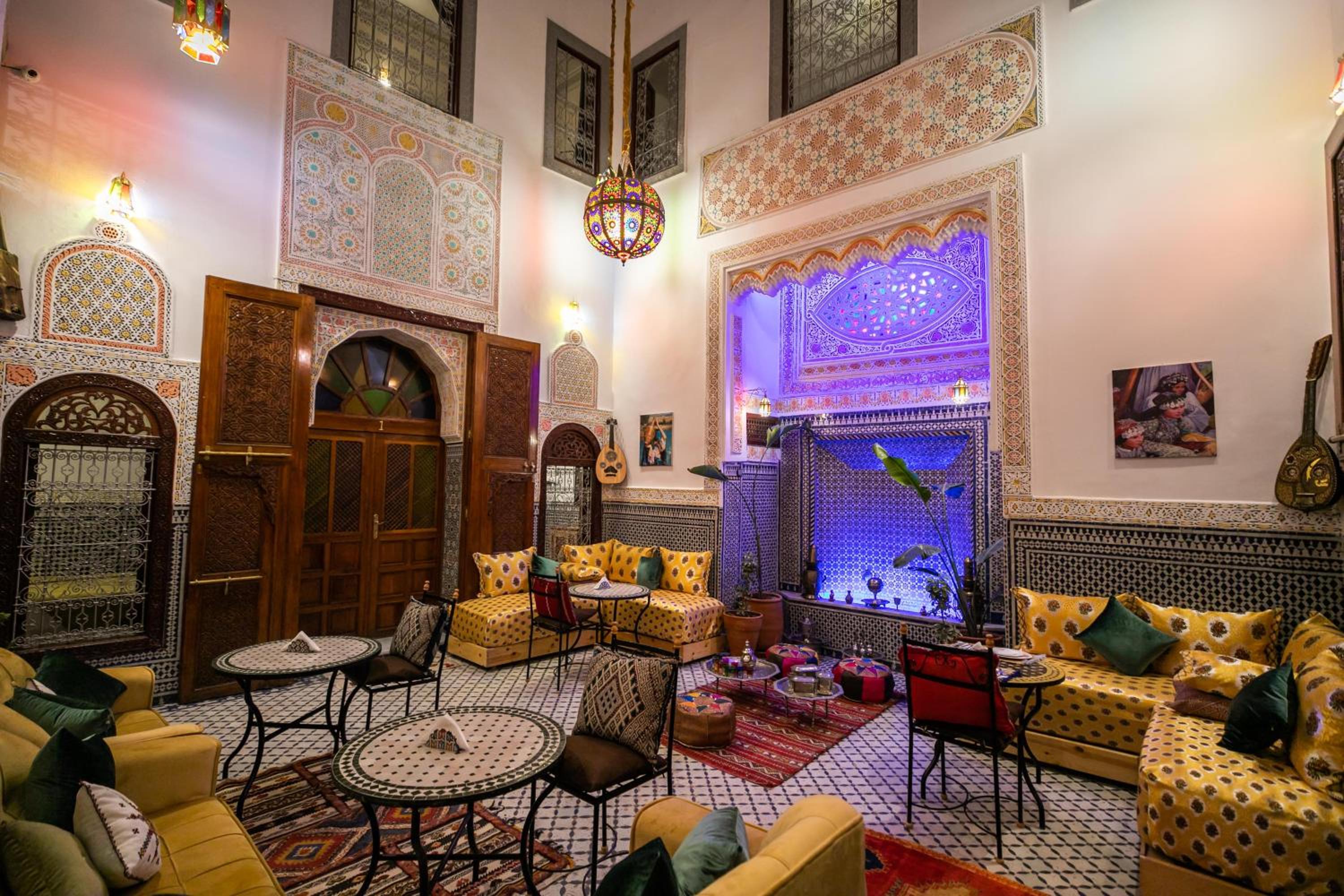 lounge