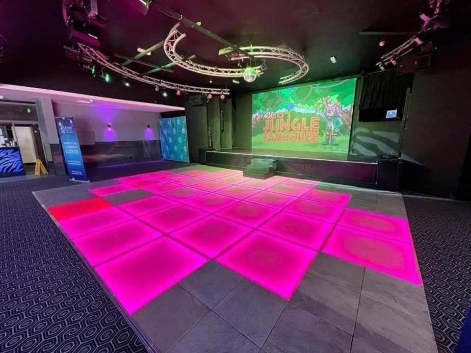 meeting & event spaces