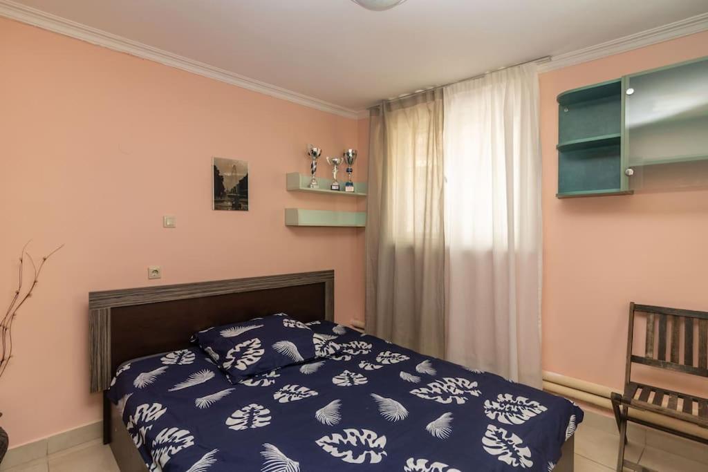 Charming Artistic Central Apartment