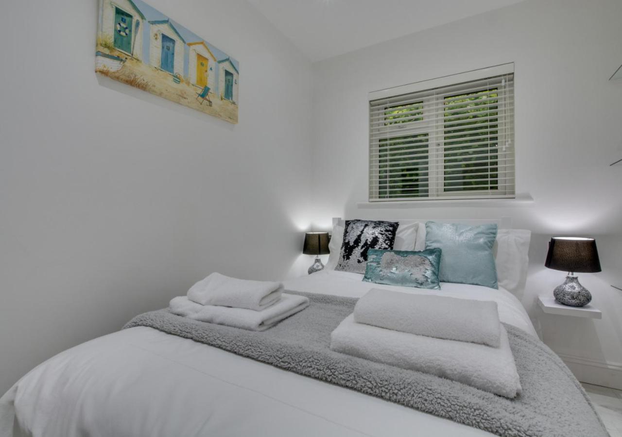 4 Bed in Saundersfoot oc-pw9073