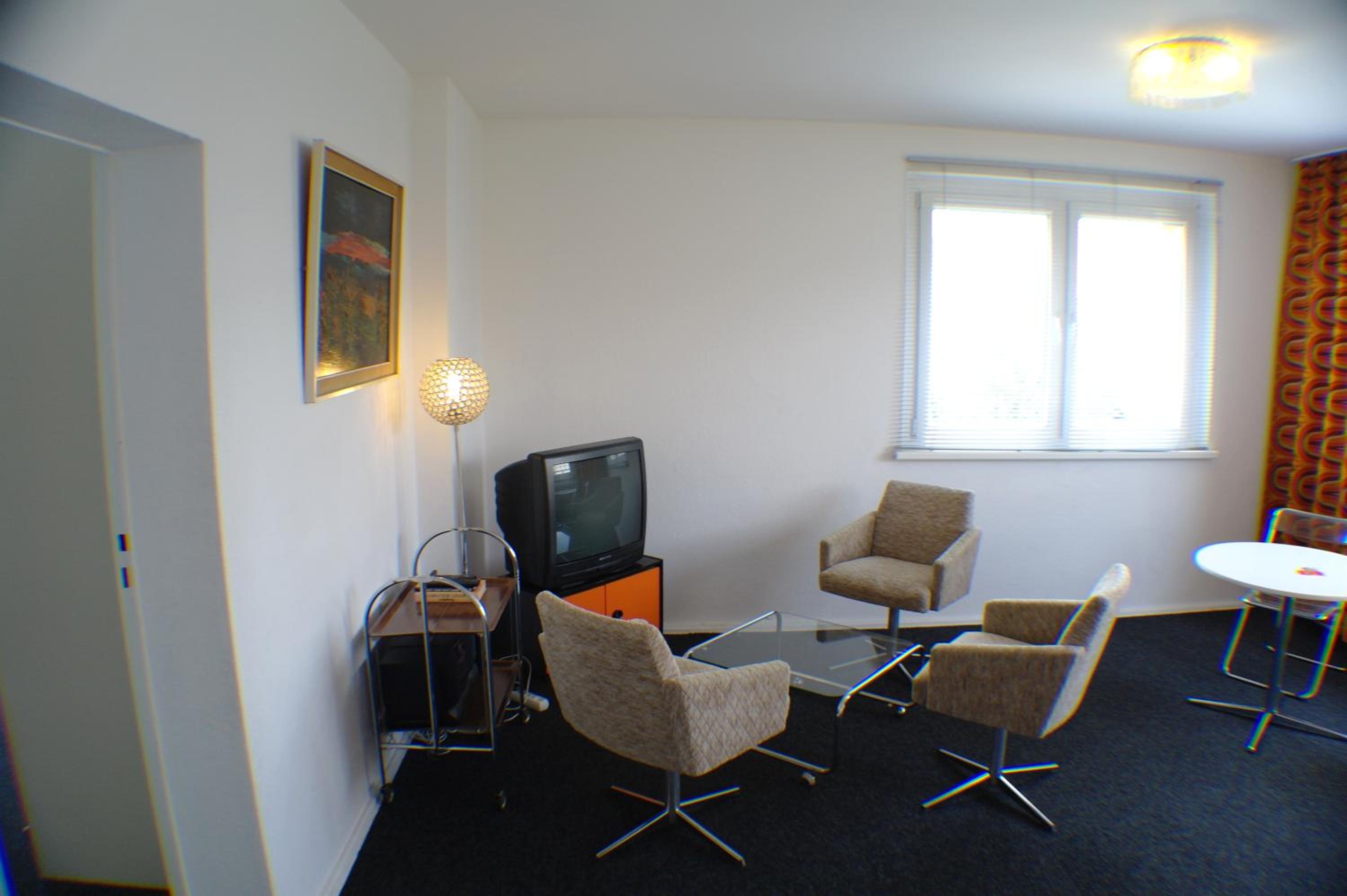 M M Central Apartments - Free Parking - Vintage Style