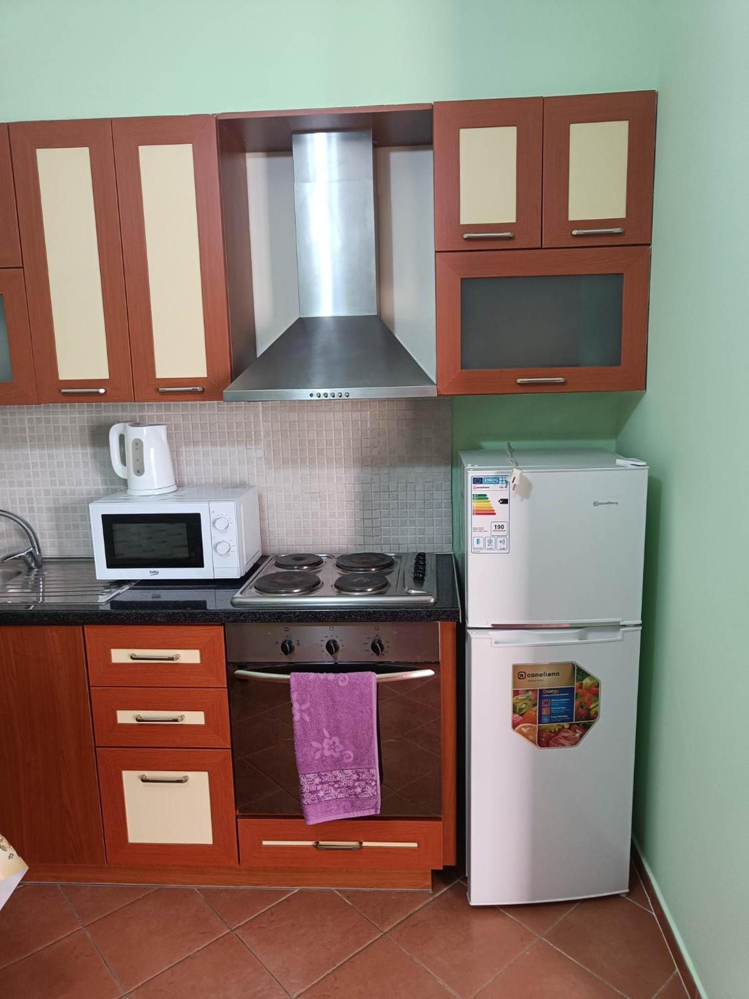 Aldom Apartments