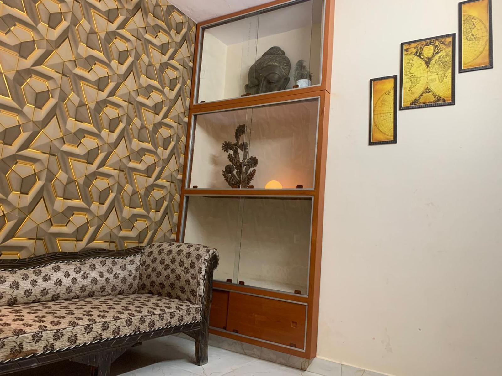 Privyrooms
