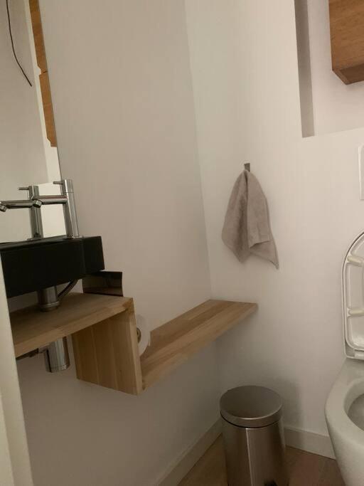 Appartement au centre d'une ville historique.