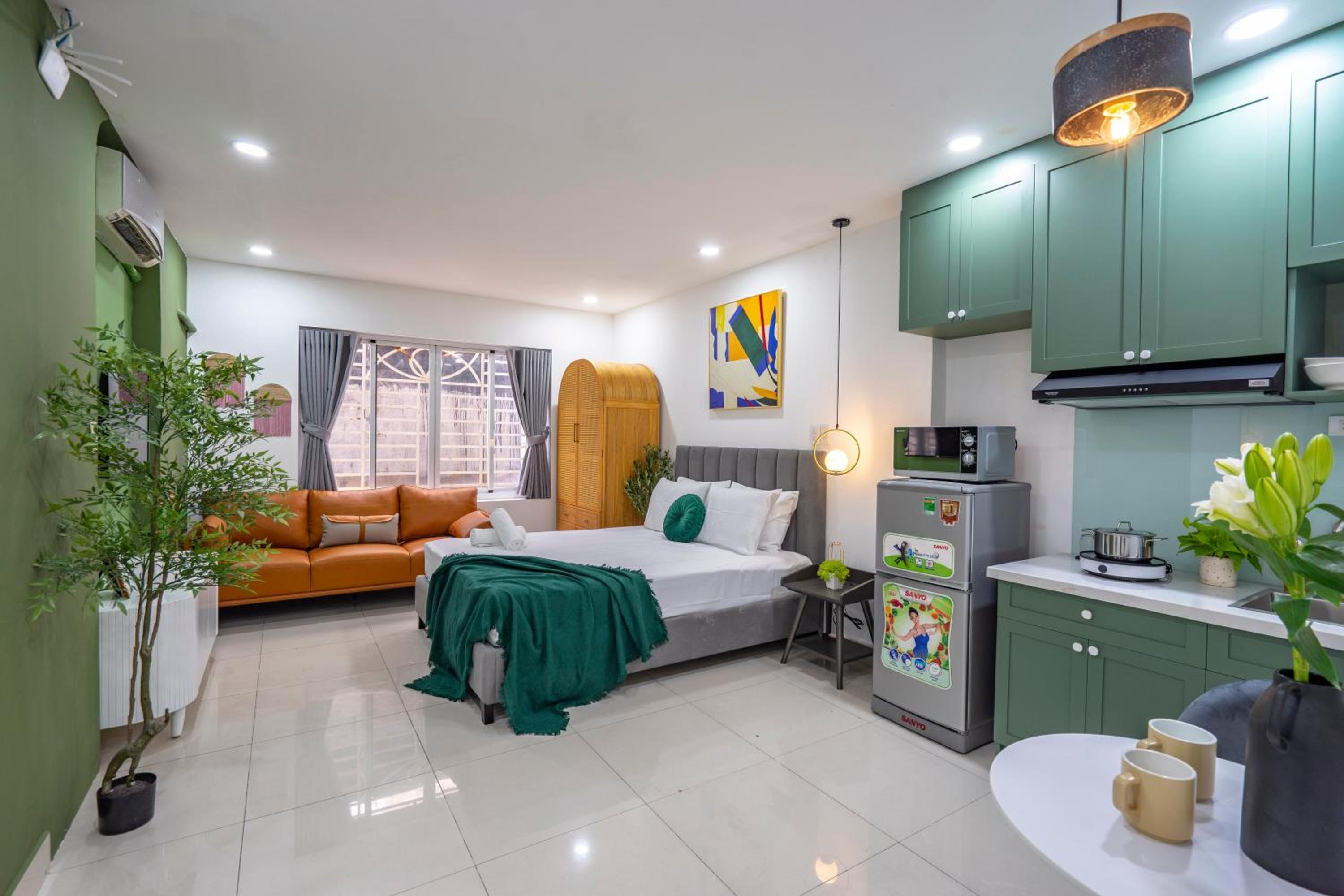 SAZI Church View Home - Free Nails HairWash