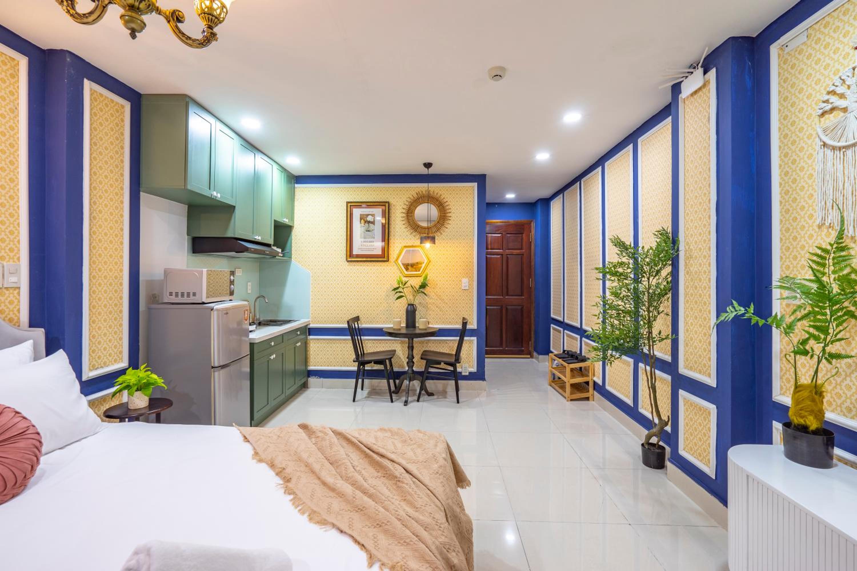SAZI Church View Home - Free Nails HairWash