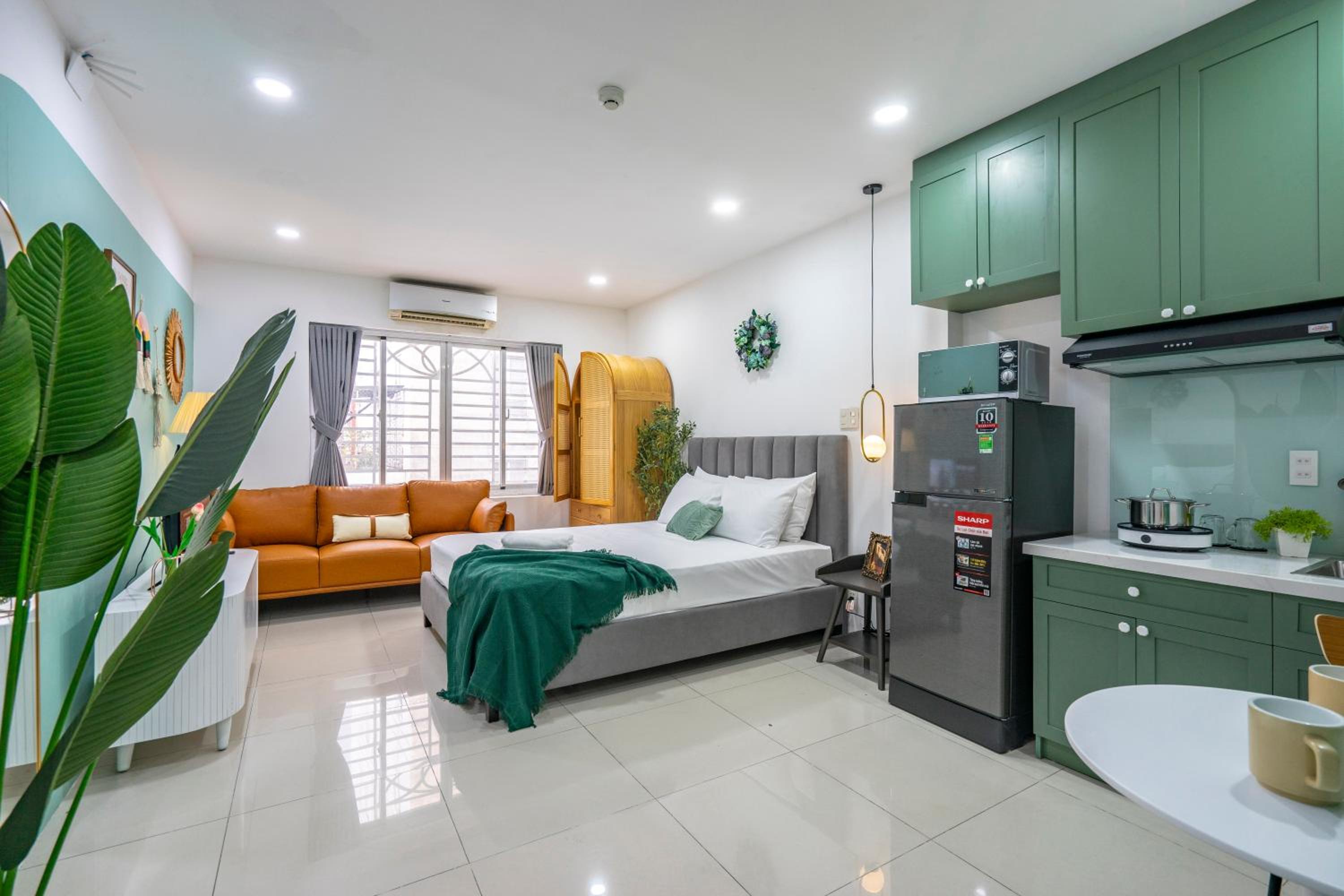 SAZI Church View Home - Free Nails HairWash