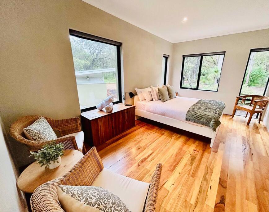 Rosella - Bushland Hideaway