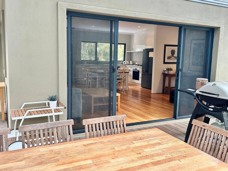 Rosella - Bushland Hideaway