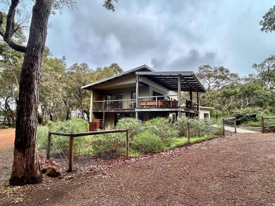 Rosella - Bushland Hideaway
