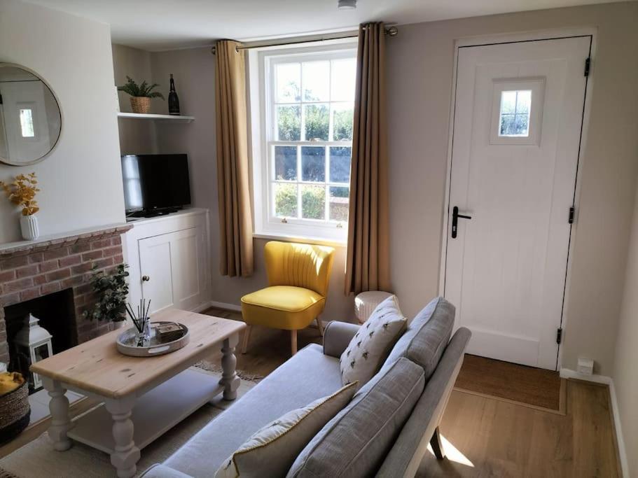 Cosy cottage with vineyard view near Goodwood Chichester