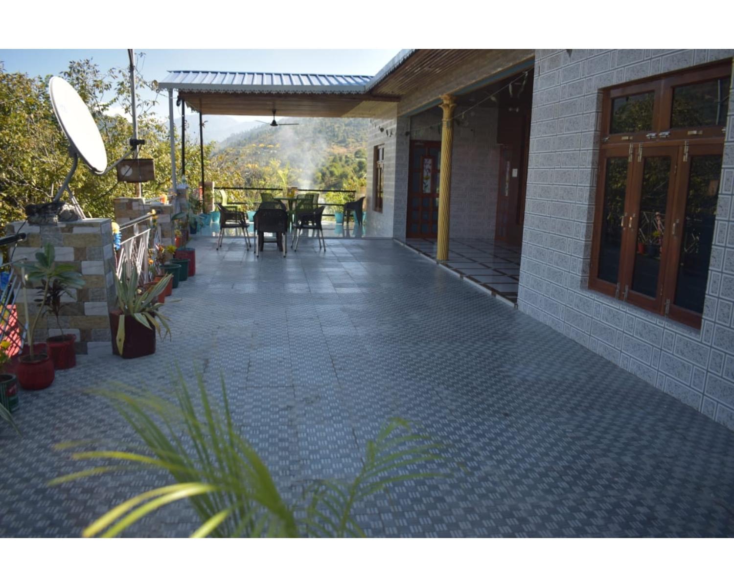 Kumar Hills Resort, Barkot