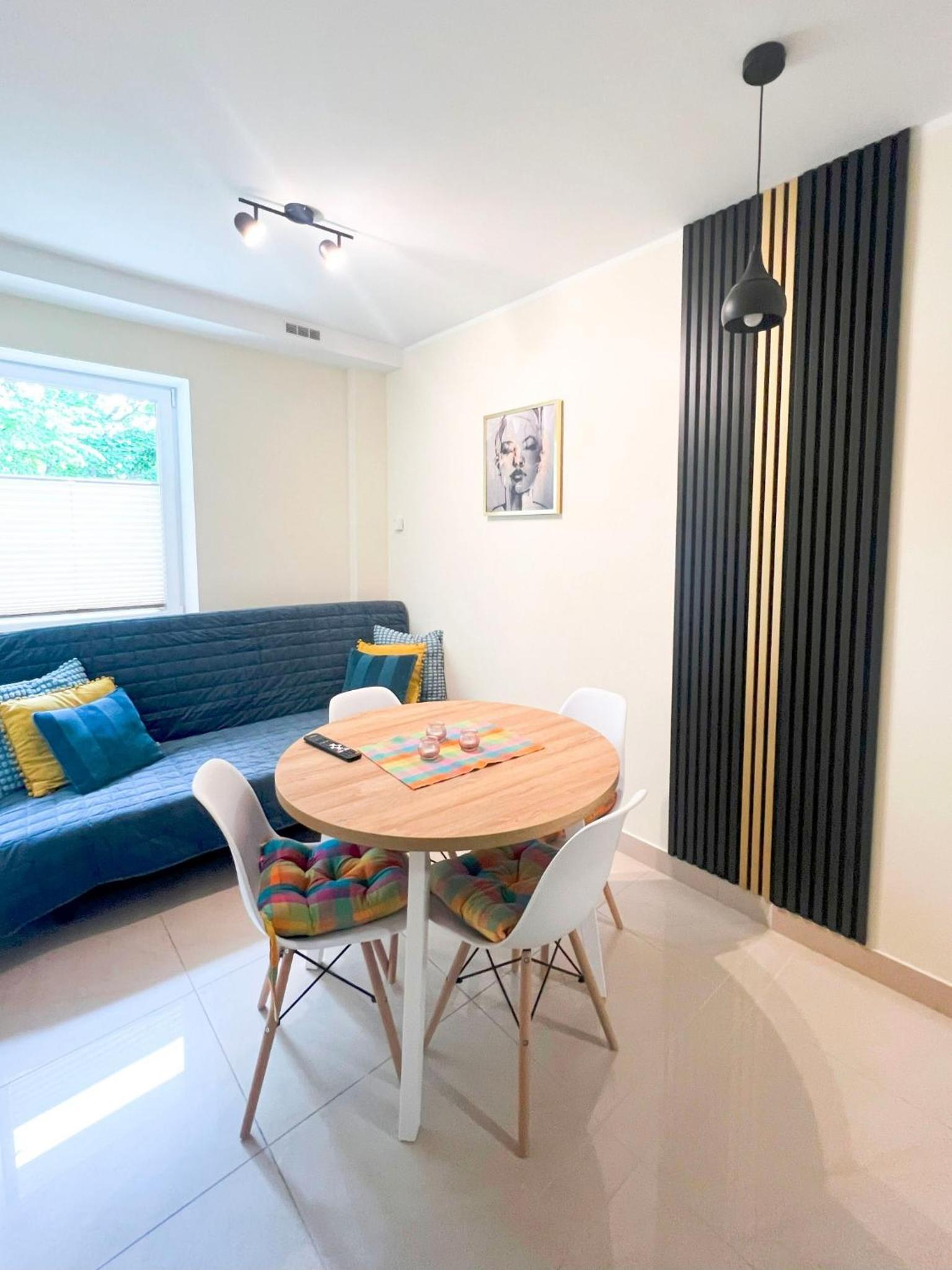 Pod Lipami view 4