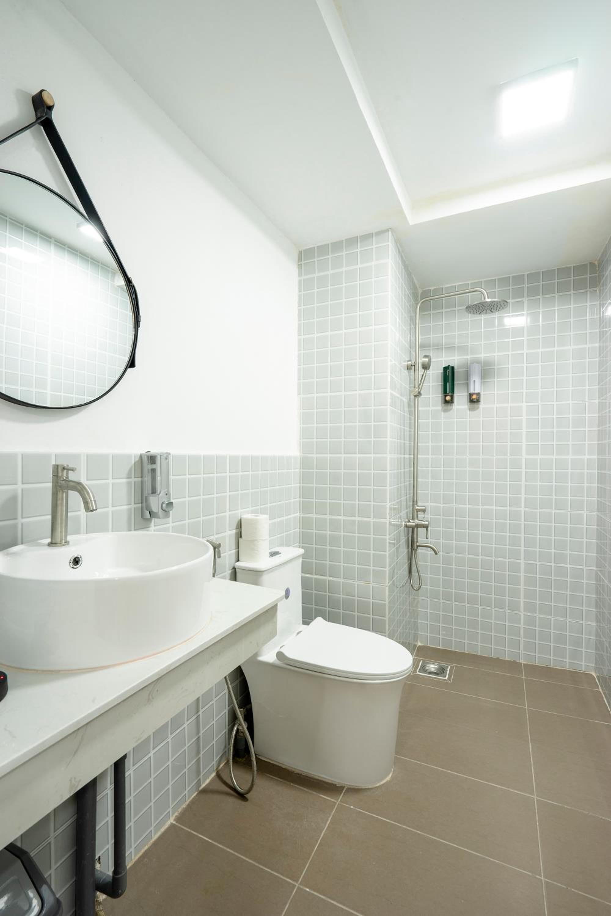 SAZI Church View Home - Free Nails HairWash
