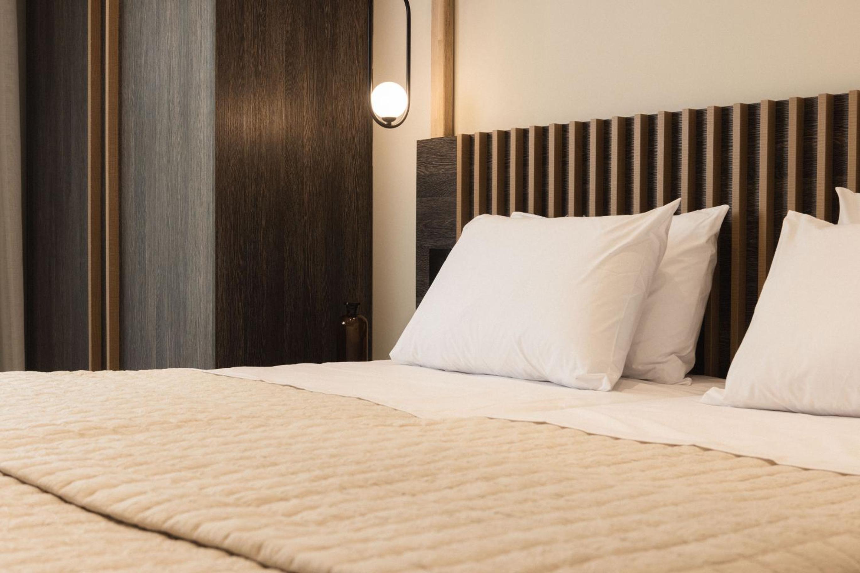 krystalias luxury studio2 photo 4