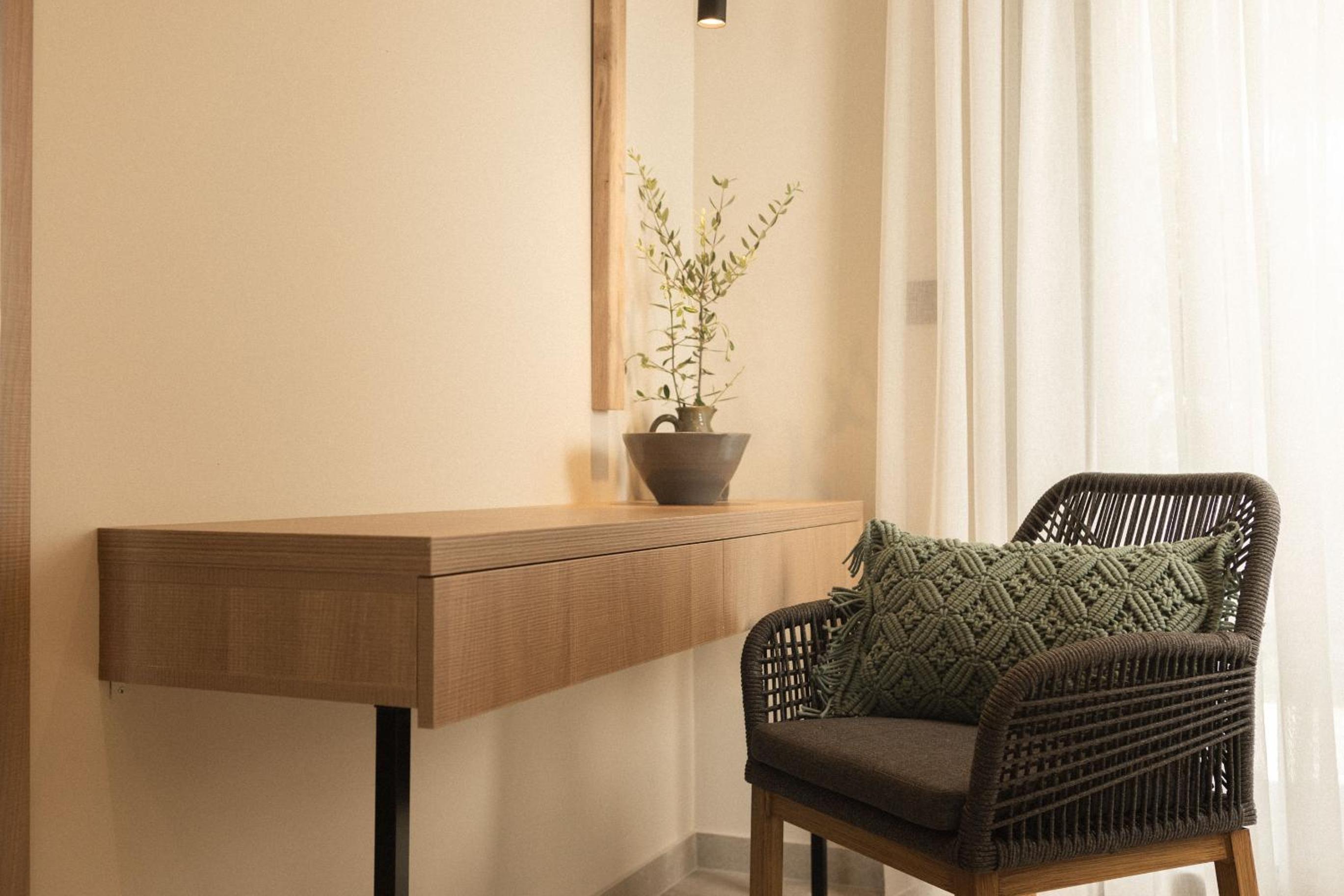 krystalias luxury studio2 photo 5