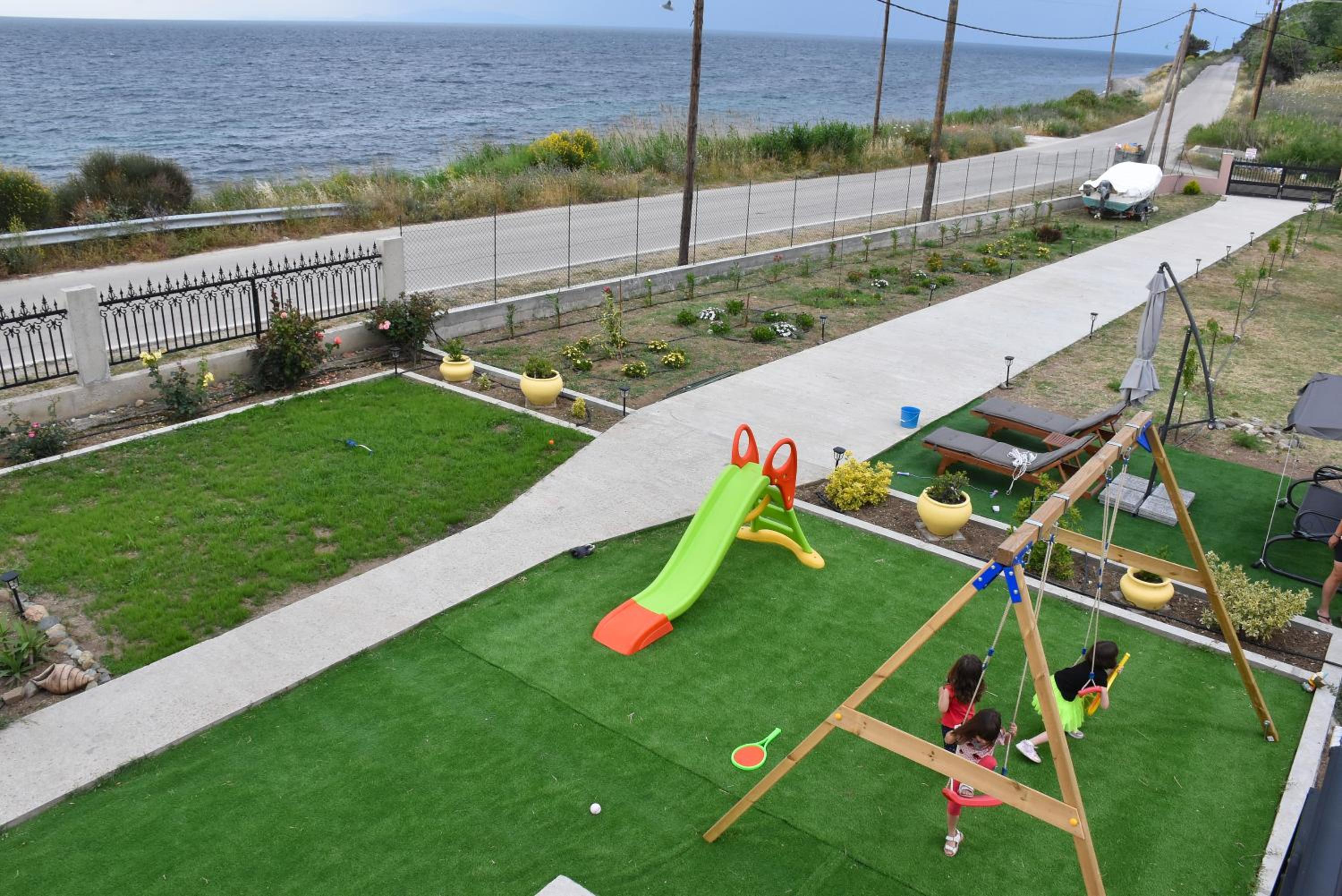 Photo 10