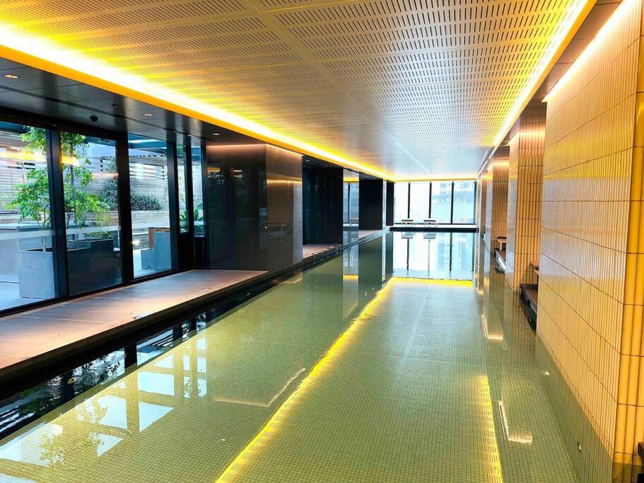 Stunning City Views 2 bed 2 bath- Ur Urban Oasis!