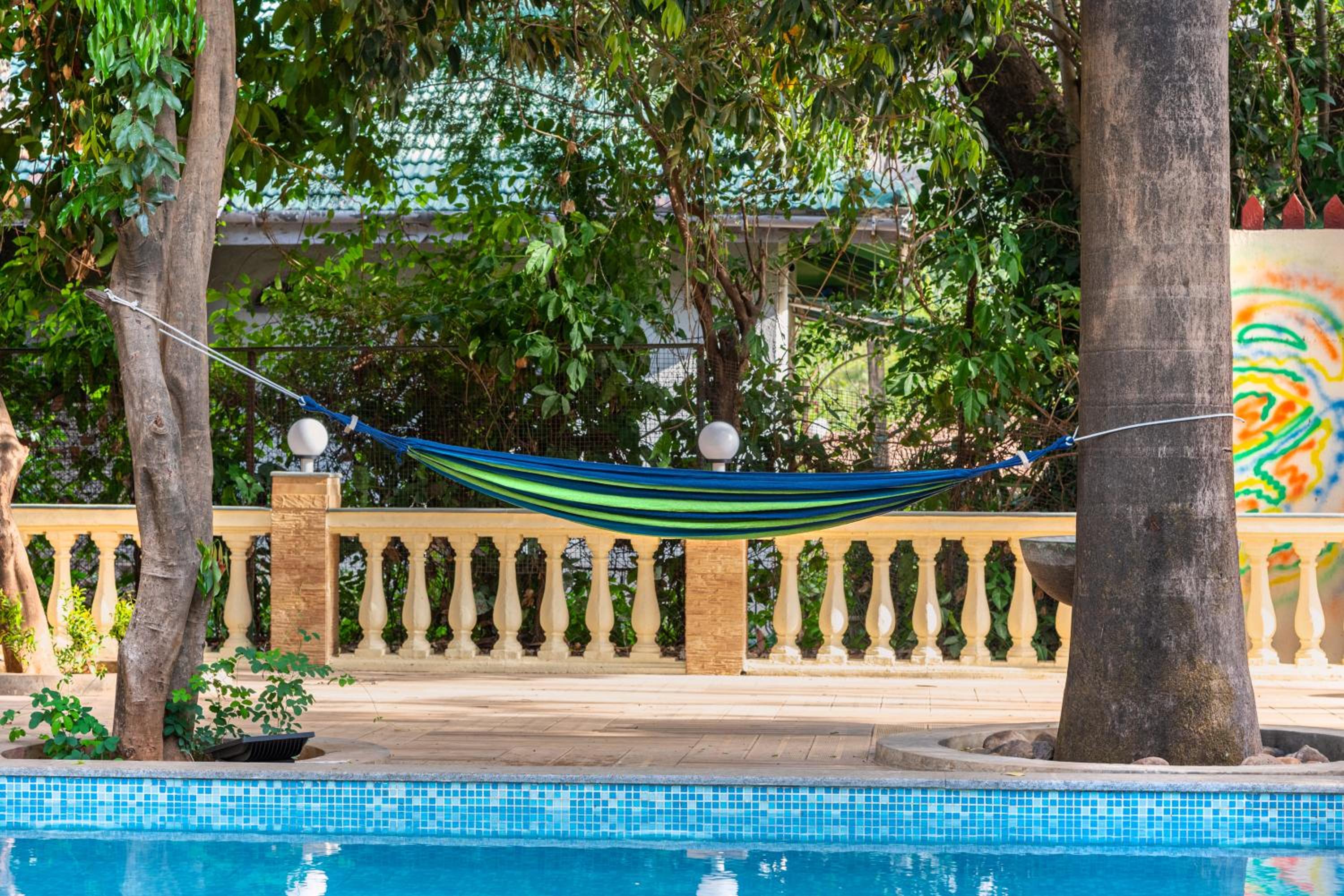 SaffronStays Grandiosa - 4 BDR pet-friendly, pool villa Khandala view 4