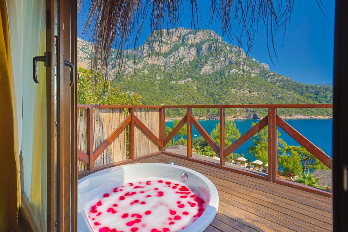 Jacuzzi