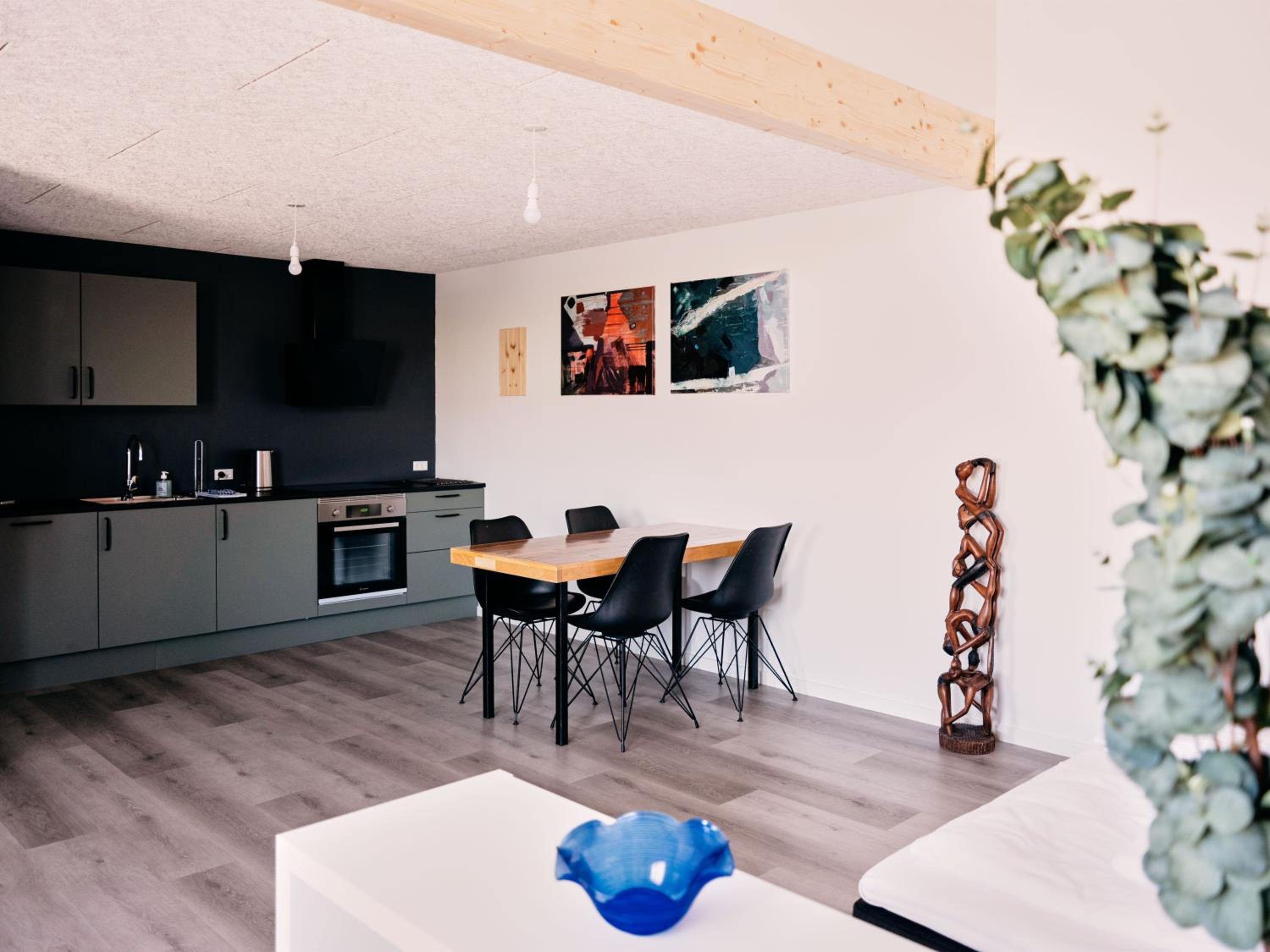 Studio Apartment / Unique Location / Stunning View view 5