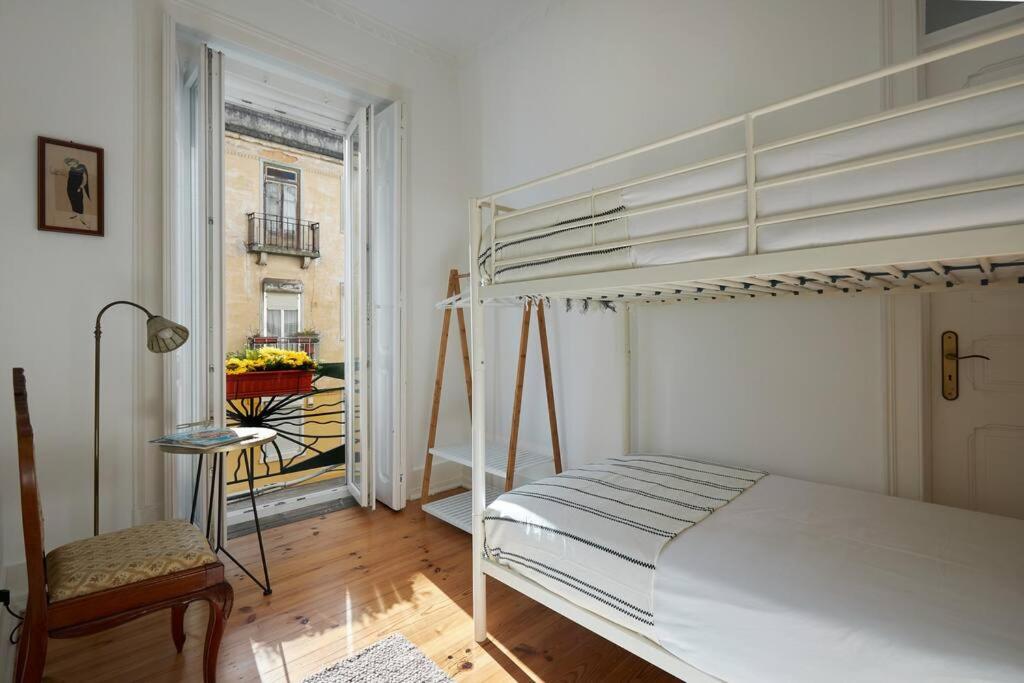 Charming Lisbon Central Apartment view 4