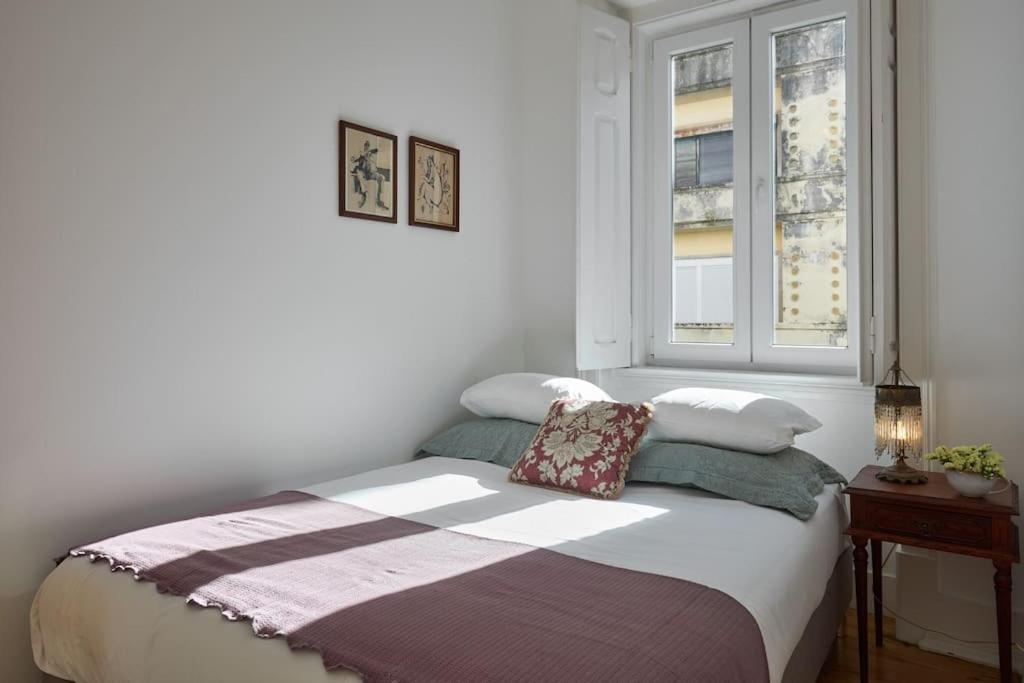 Charming Lisbon Central Apartment view 3