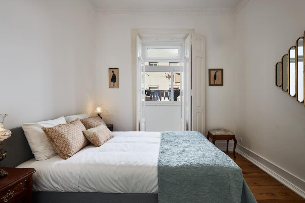 Charming Lisbon Central Apartment view 2
