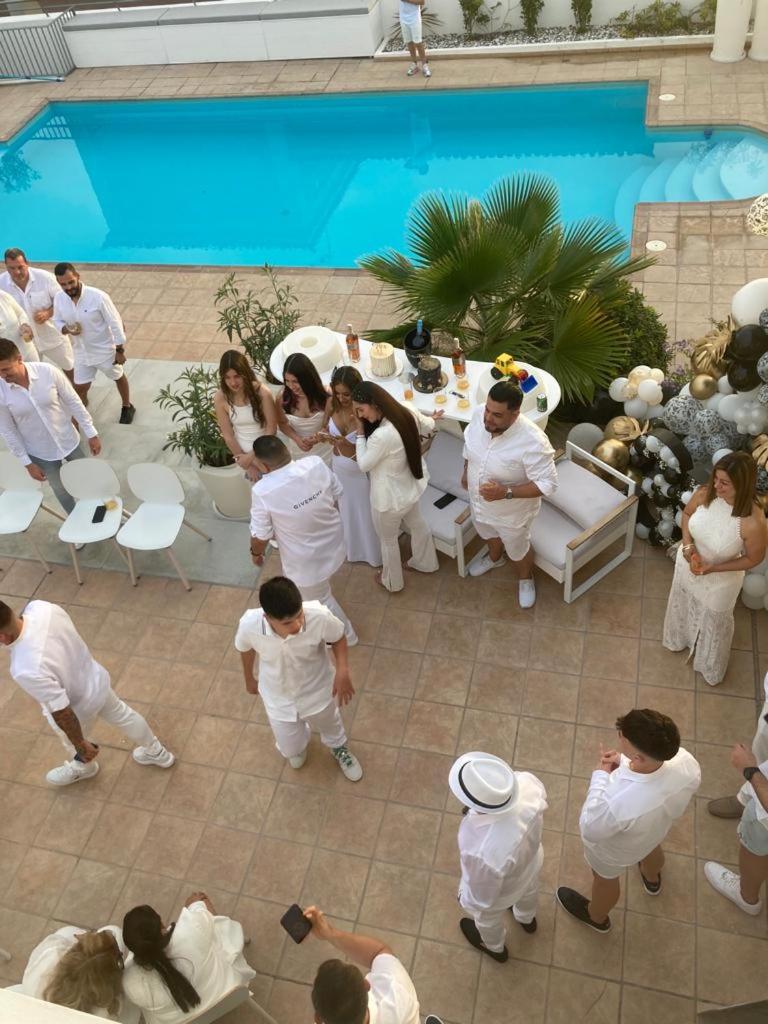 Villa Boutique Experience