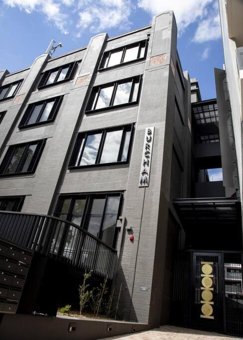 Award-winning, luxury 3 bedroom designer Loft, factory conversion