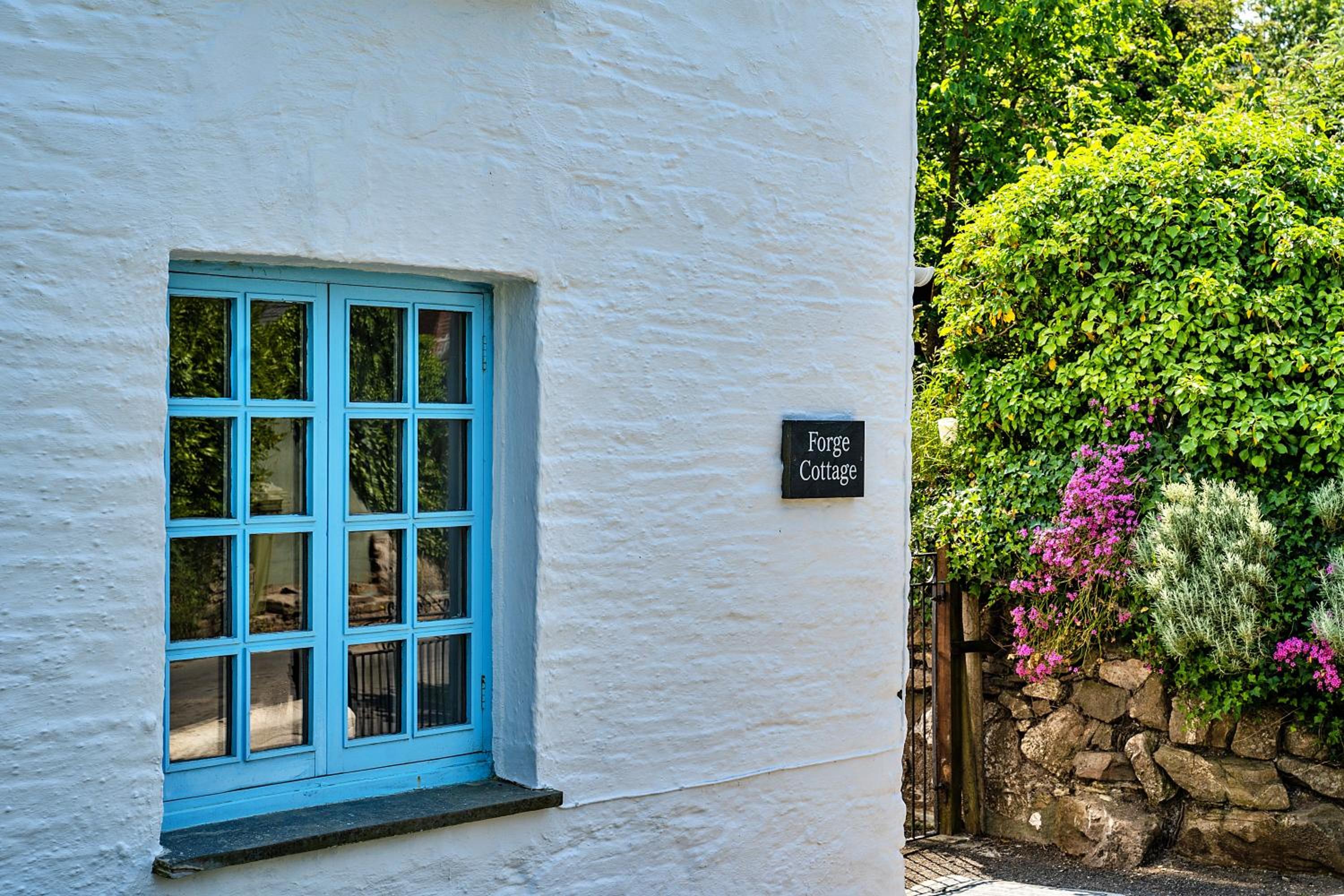 Finest Retreats - Forge Cottage view 3