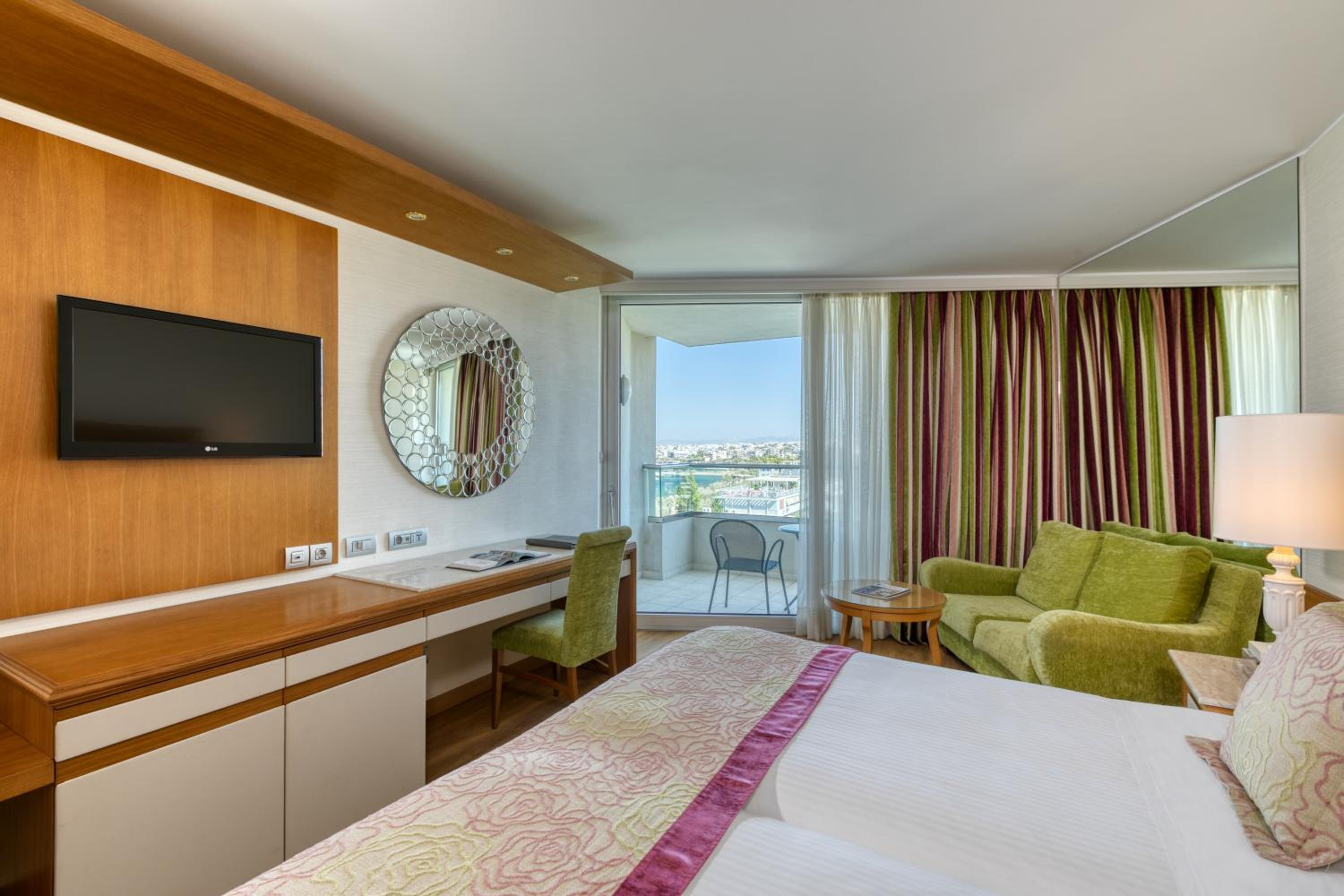 Divani Apollon Palace & Thalasso