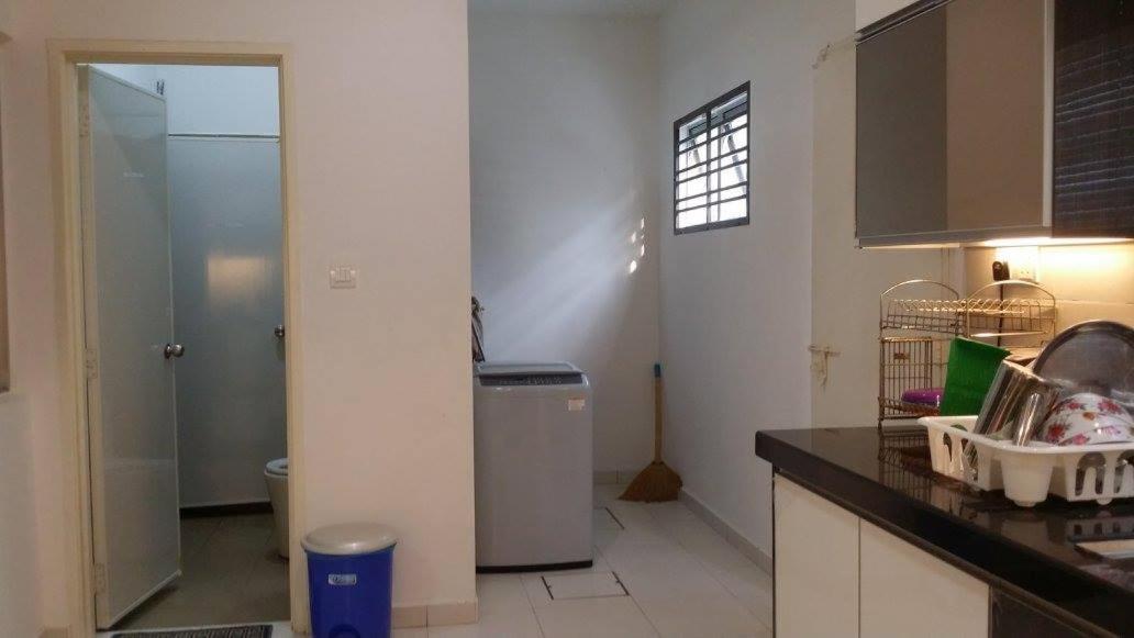 Cosy Spacious Homestay in Central Batu Pahat with Wifi & GENTING Clubhouse view 2