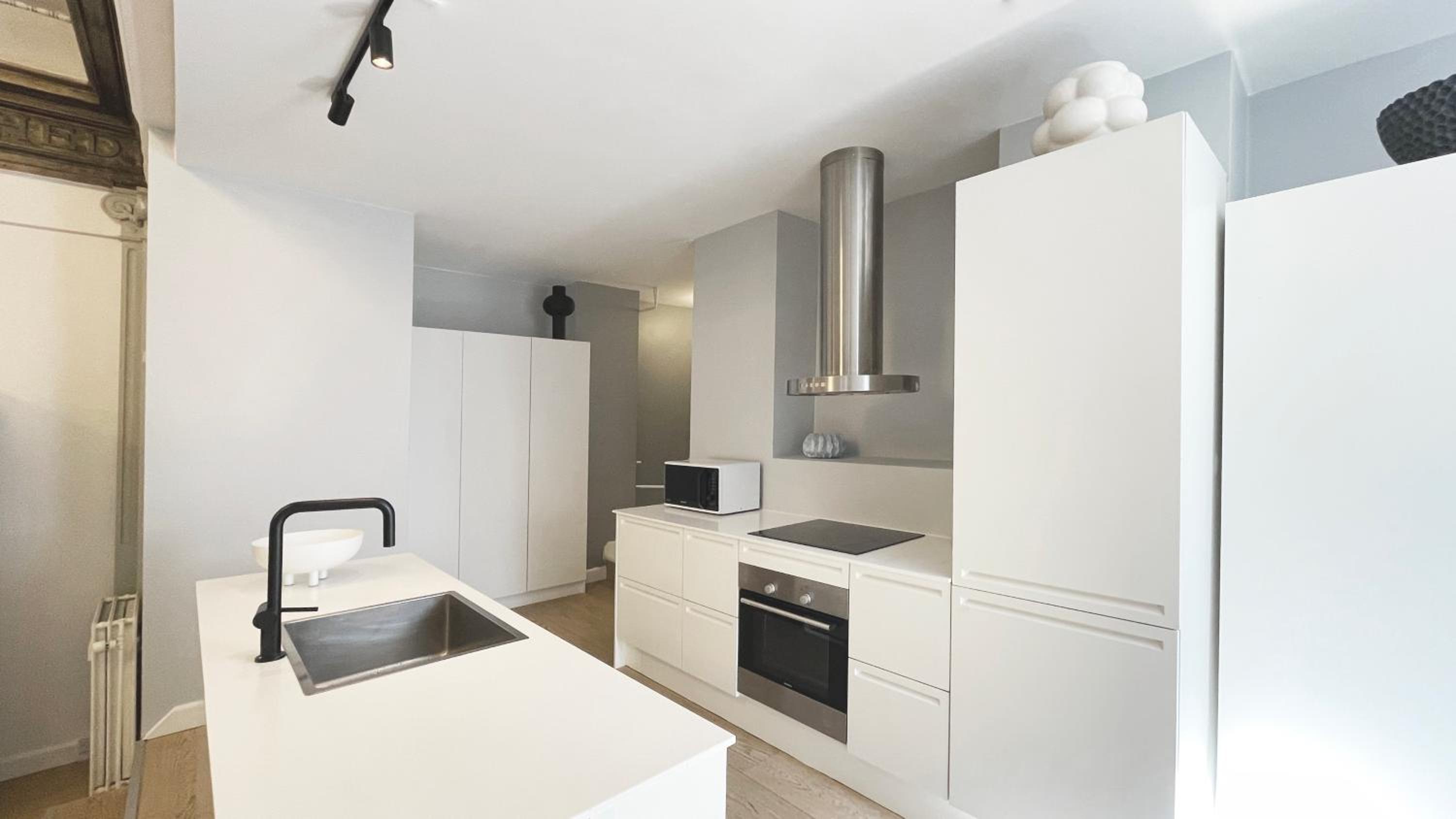 Unique 3 Bedroom Apartment in Vibrant Frederiksberg