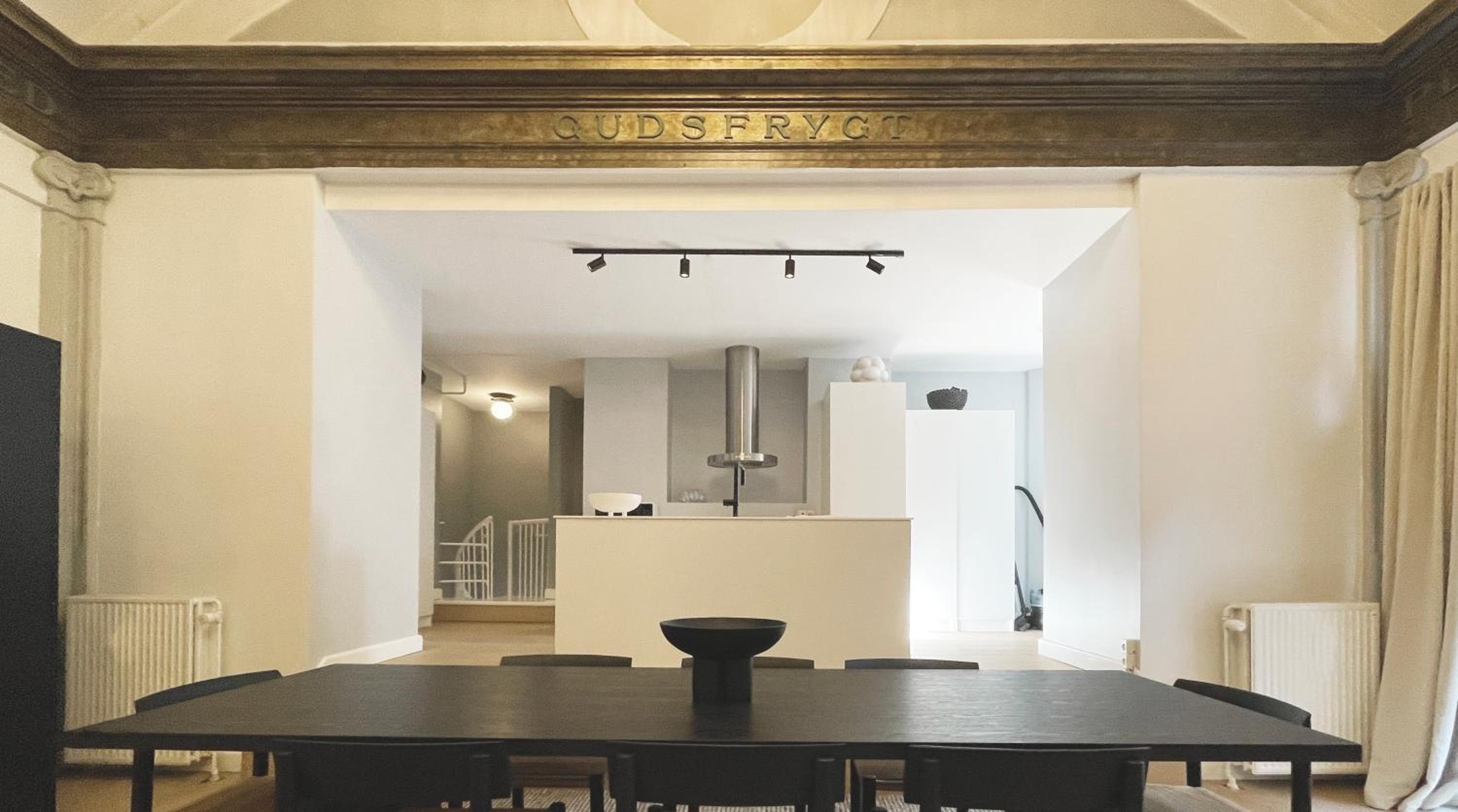 Unique 3 Bedroom Apartment in Vibrant Frederiksberg