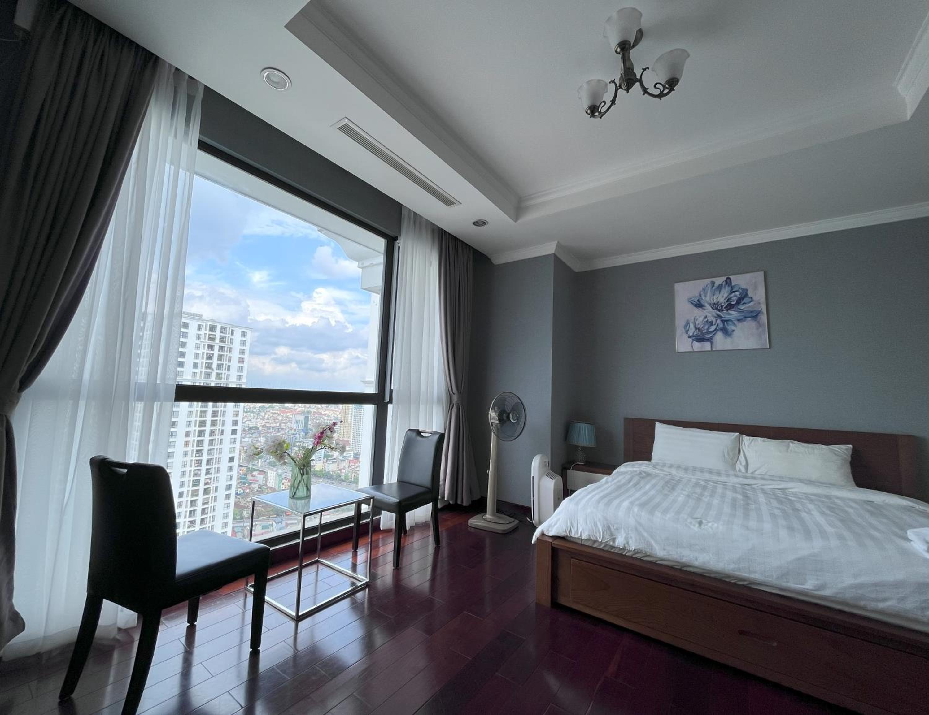 Vinhomes Royal City Apartment 3 Br